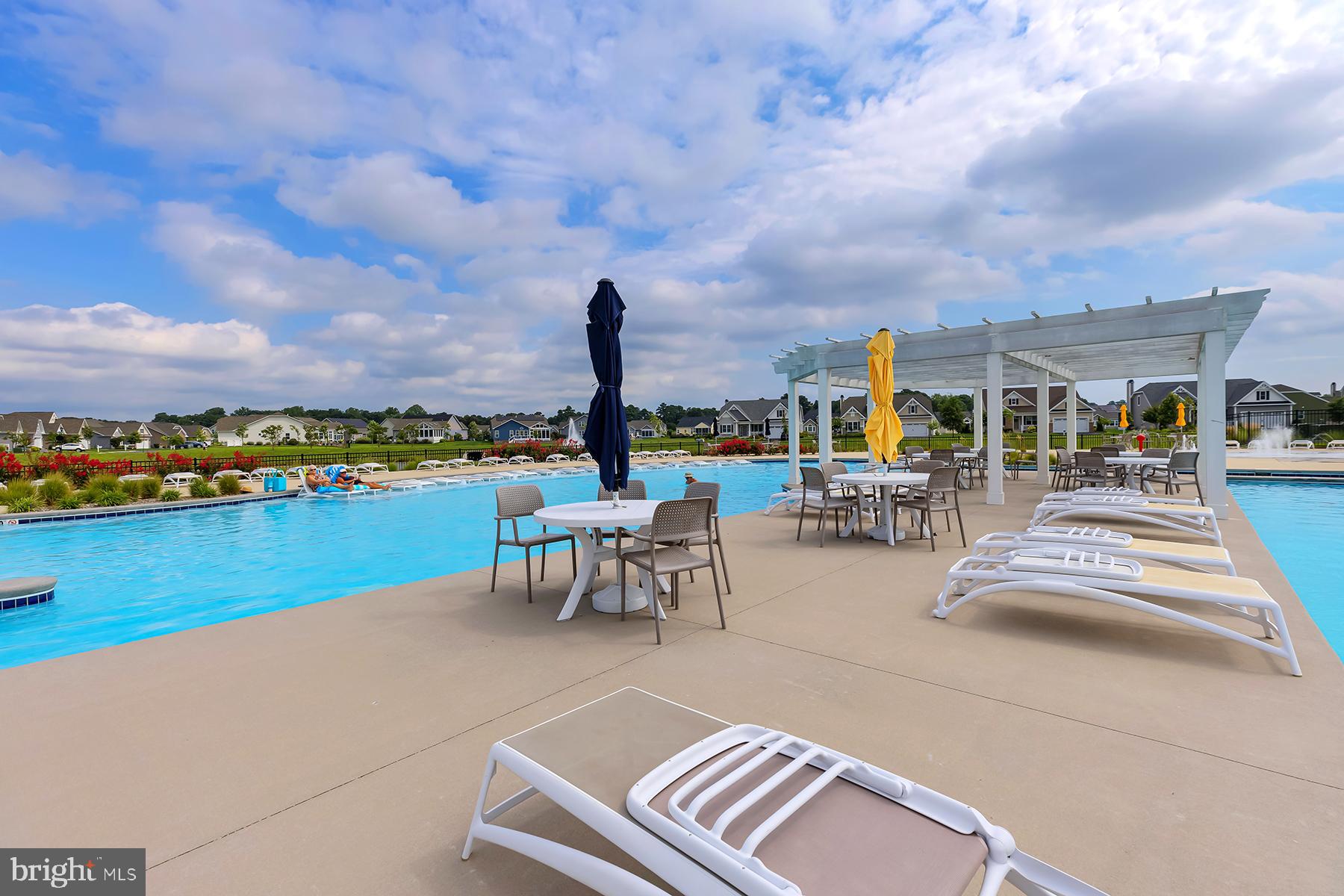 PENINSULA LAKES - Residential