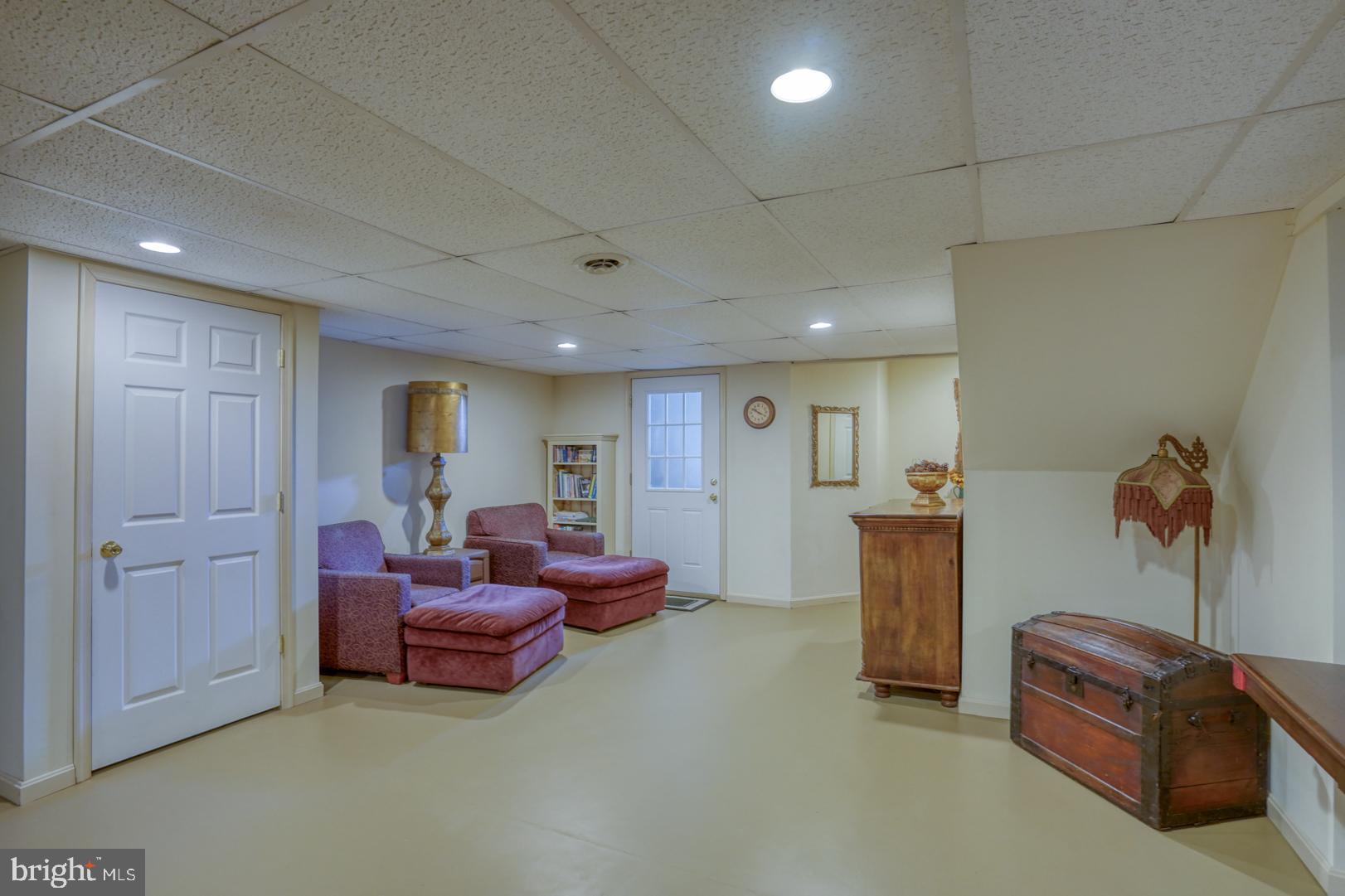 IRISH HILLS - Residential