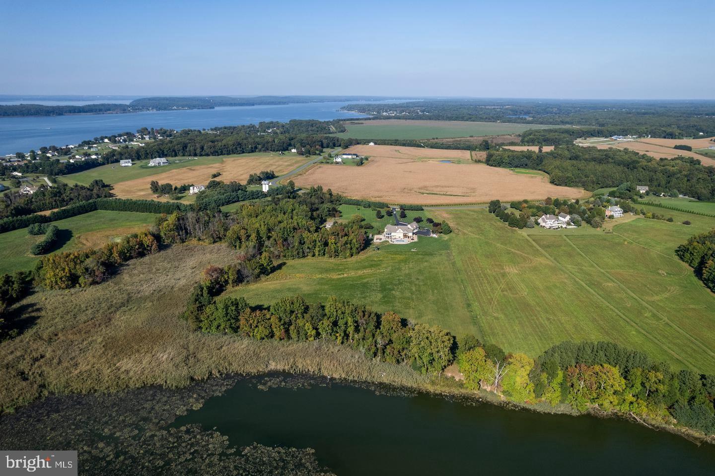 SUNSET POINTE - Residential