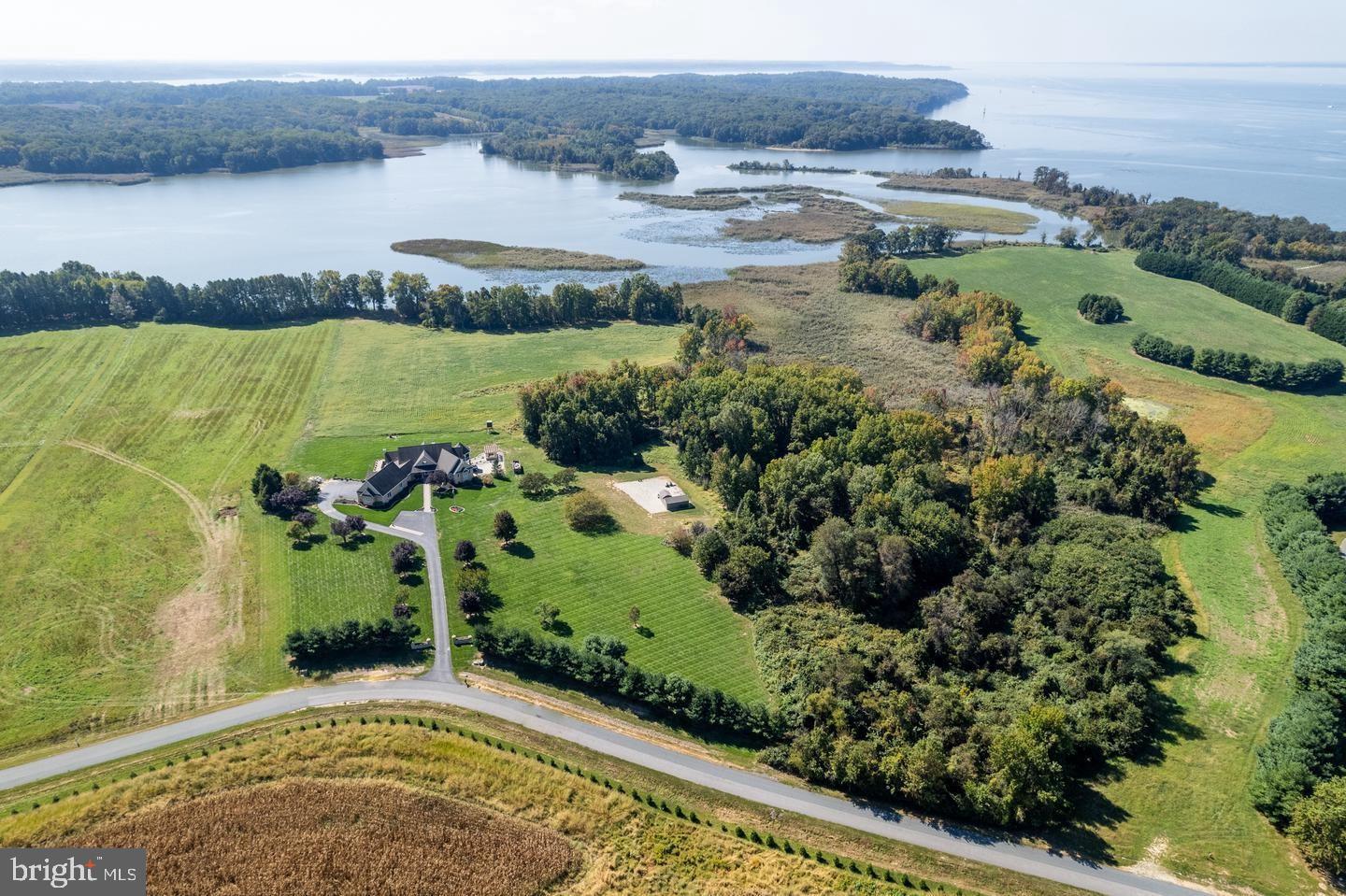 SUNSET POINTE - Residential