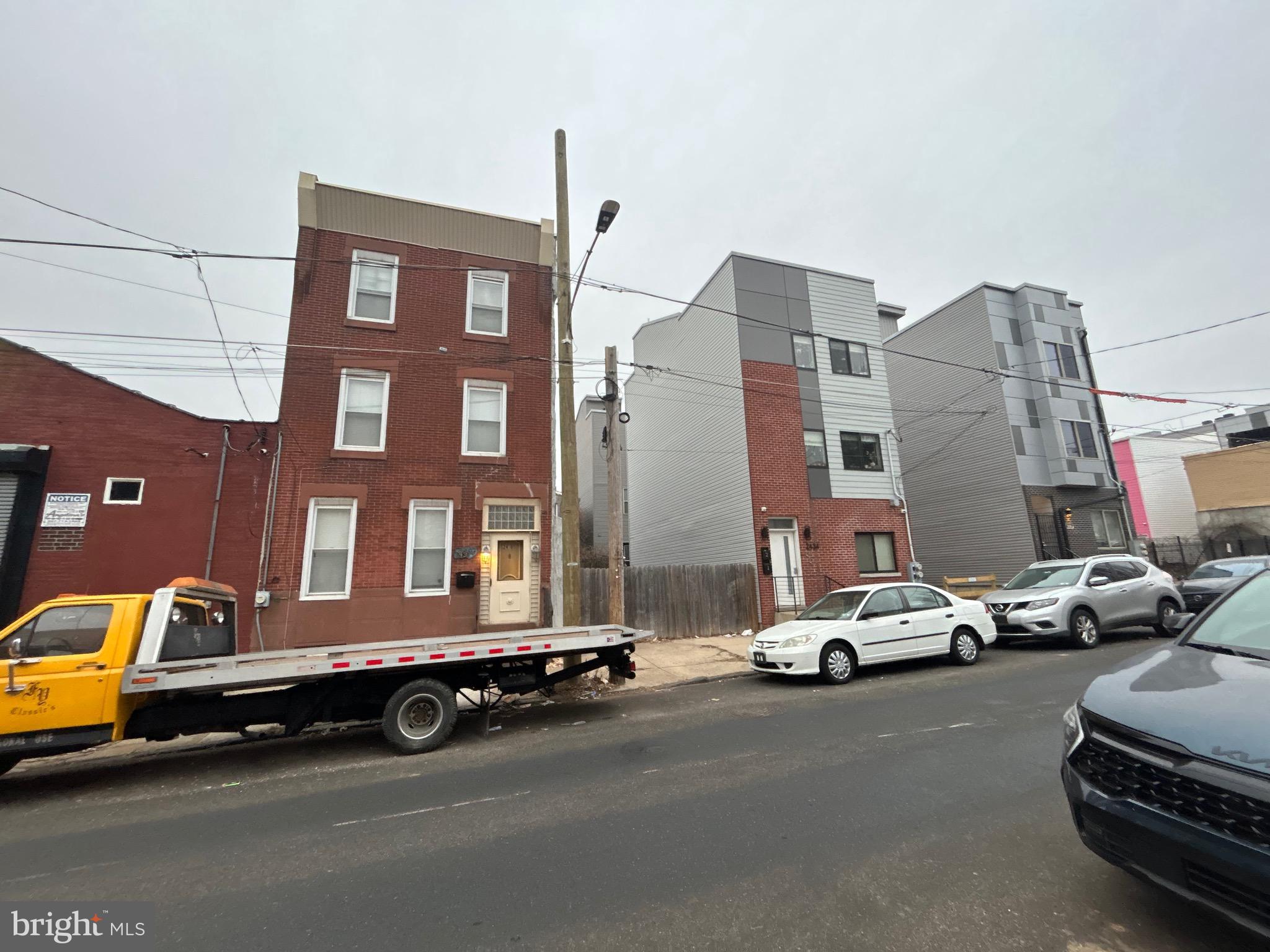 KENSINGTON - Residential