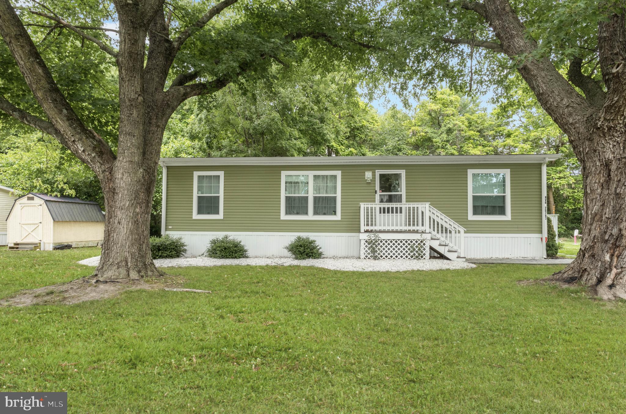 HOLLY VIEW - Residential