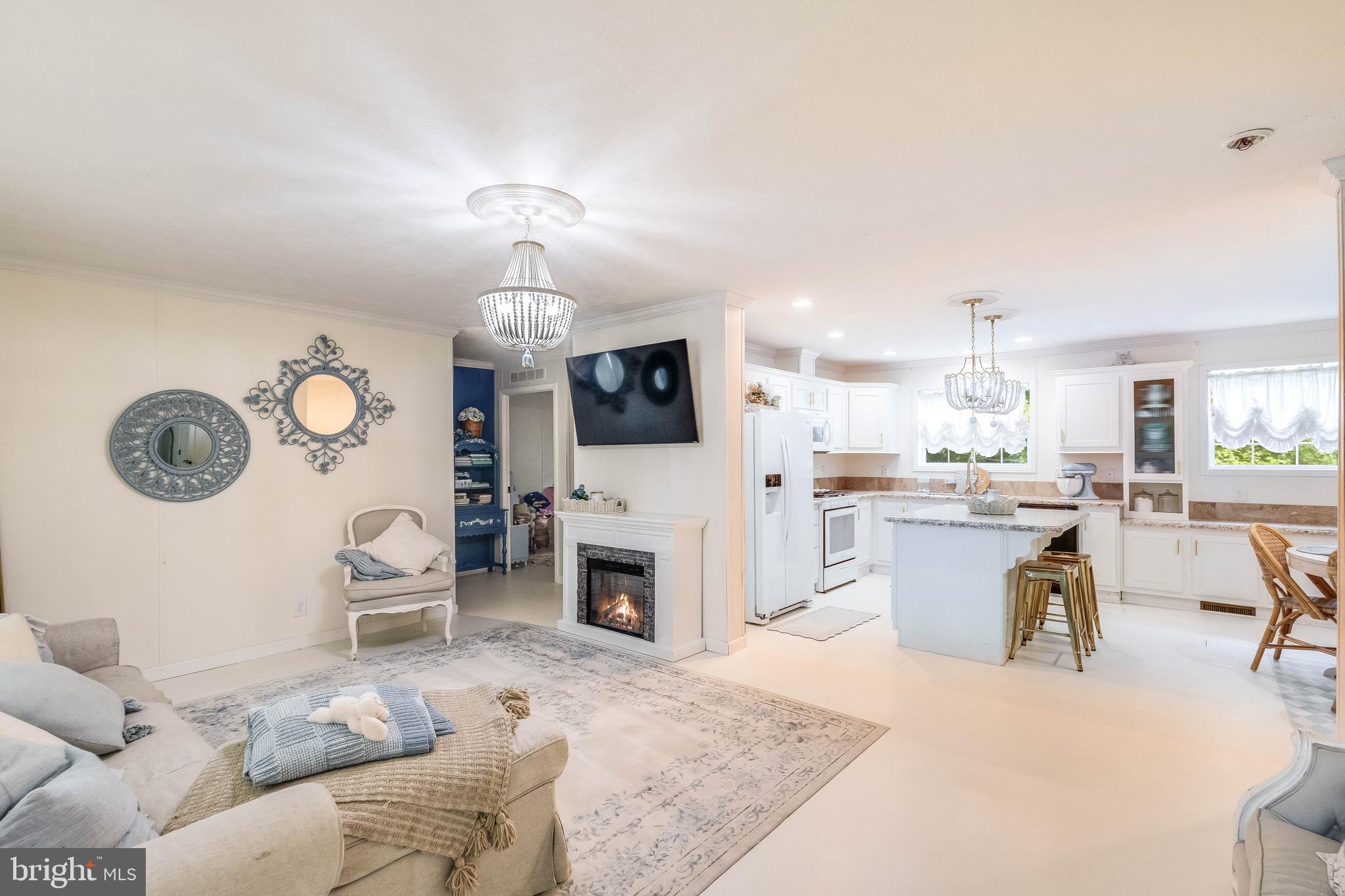 HOLLY VIEW - Residential