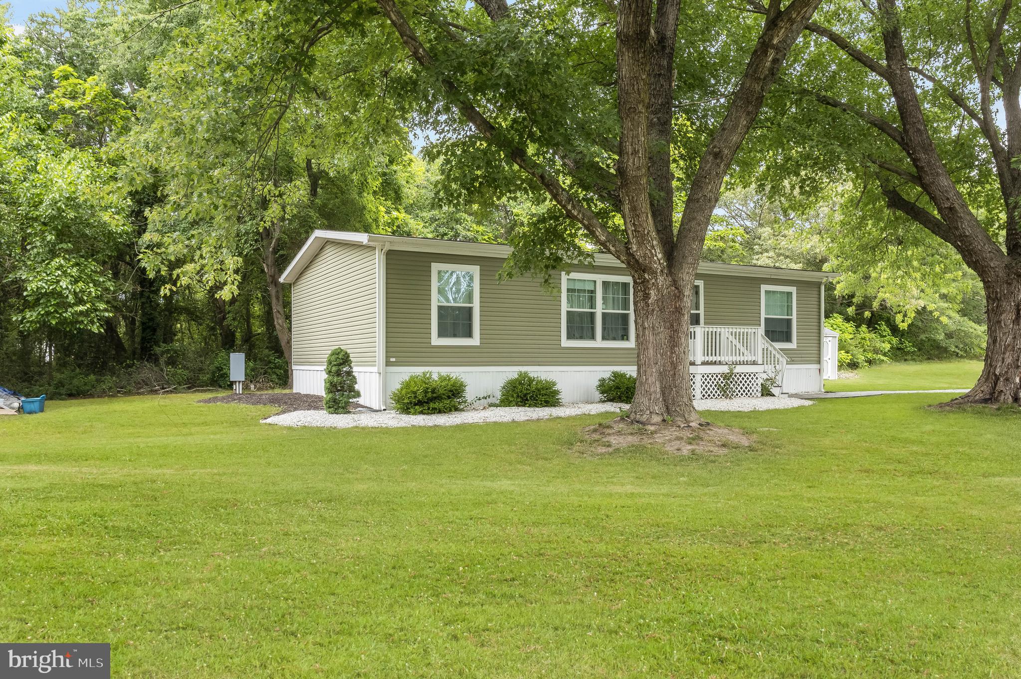 HOLLY VIEW - Residential
