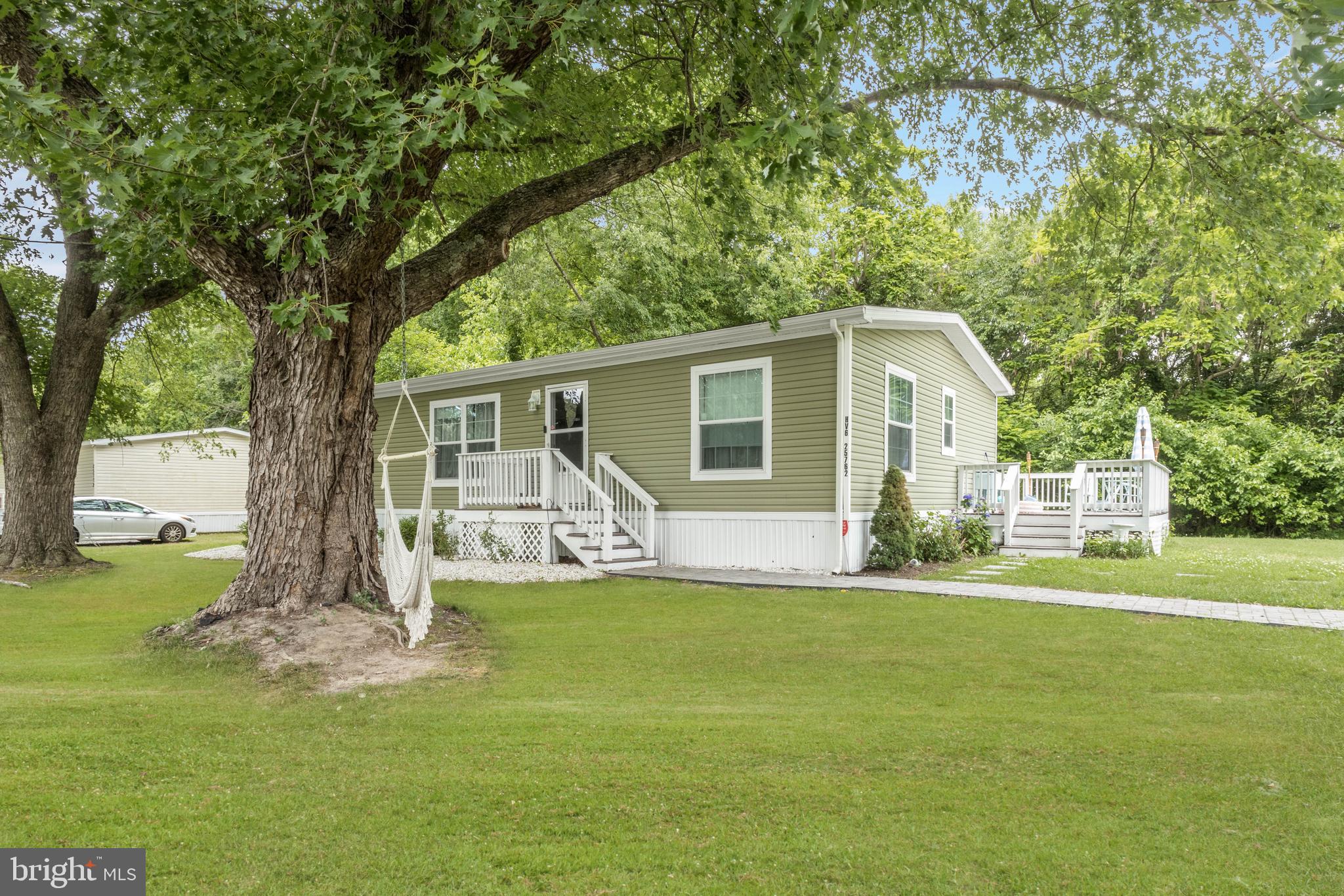 HOLLY VIEW - Residential