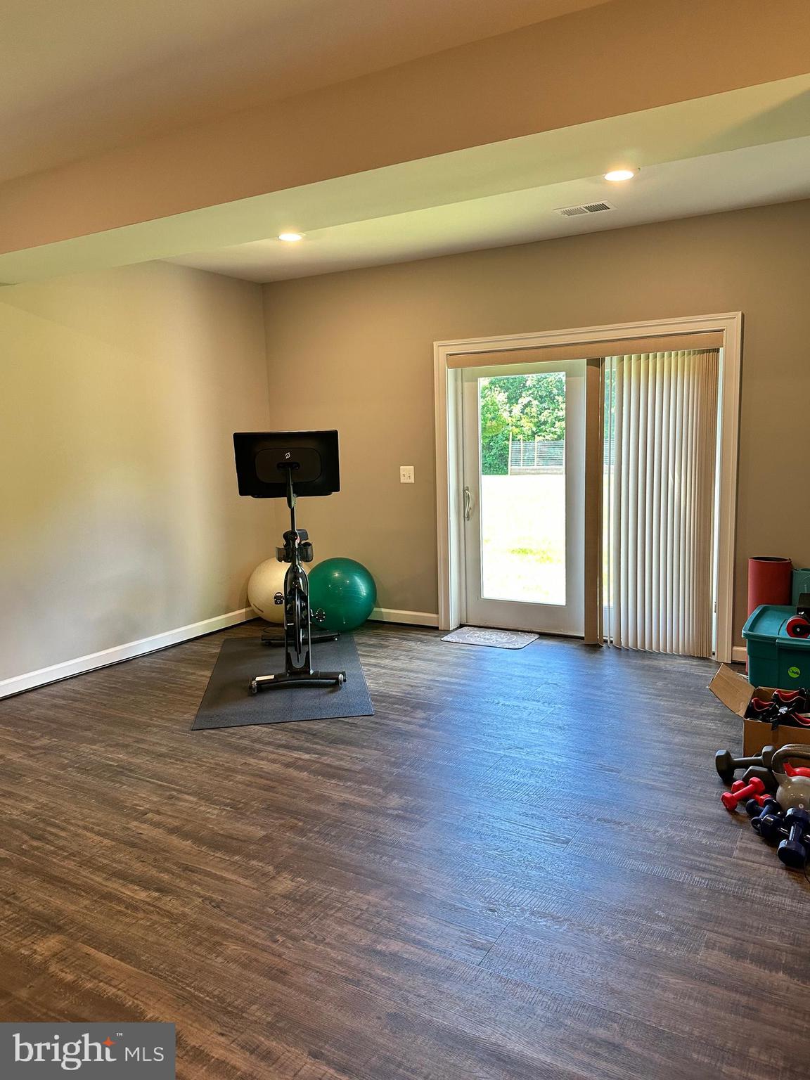 GLENBURY ESTATES - Residential