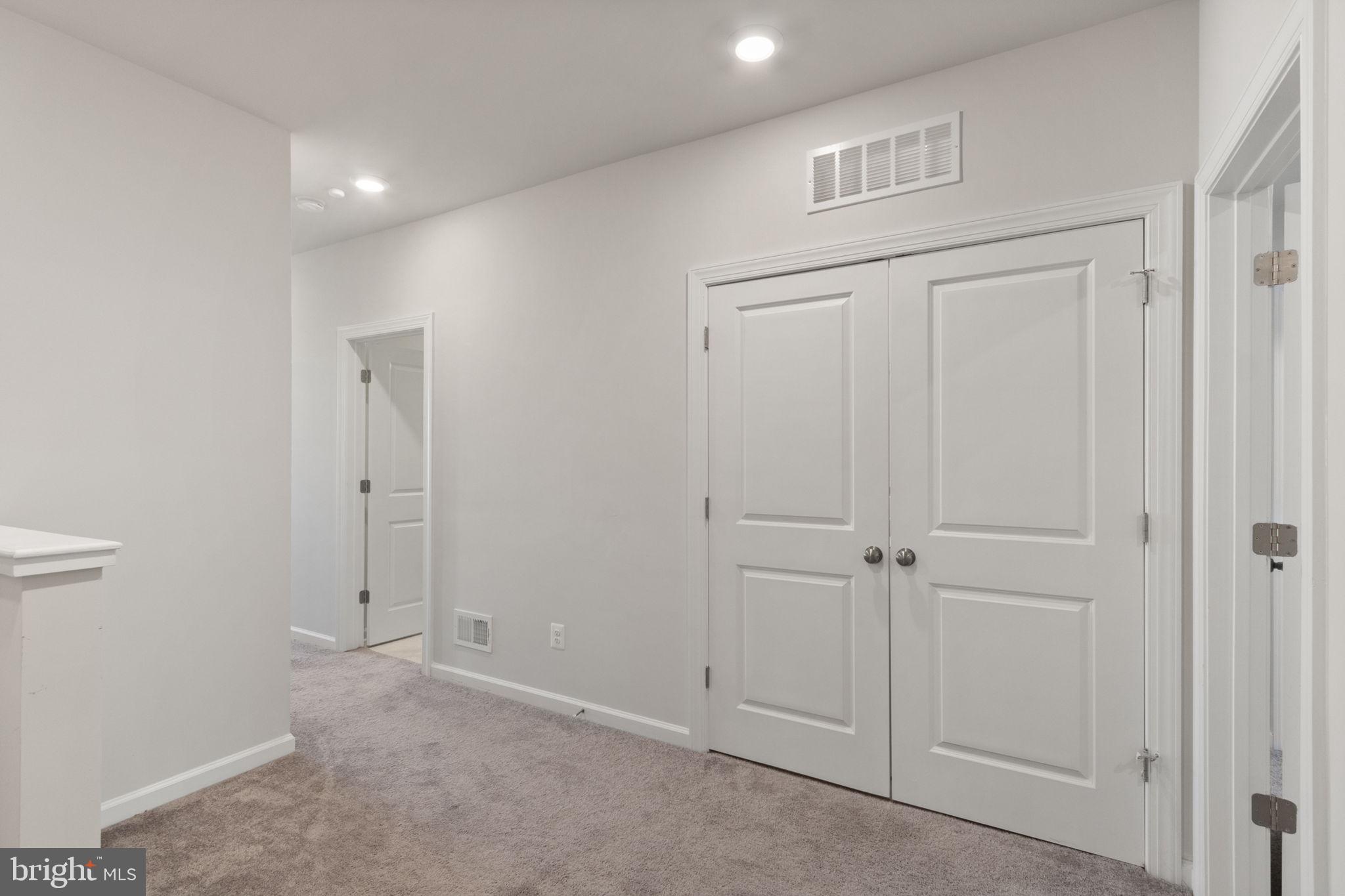 POTOMAC TOWN CENTER - Residential
