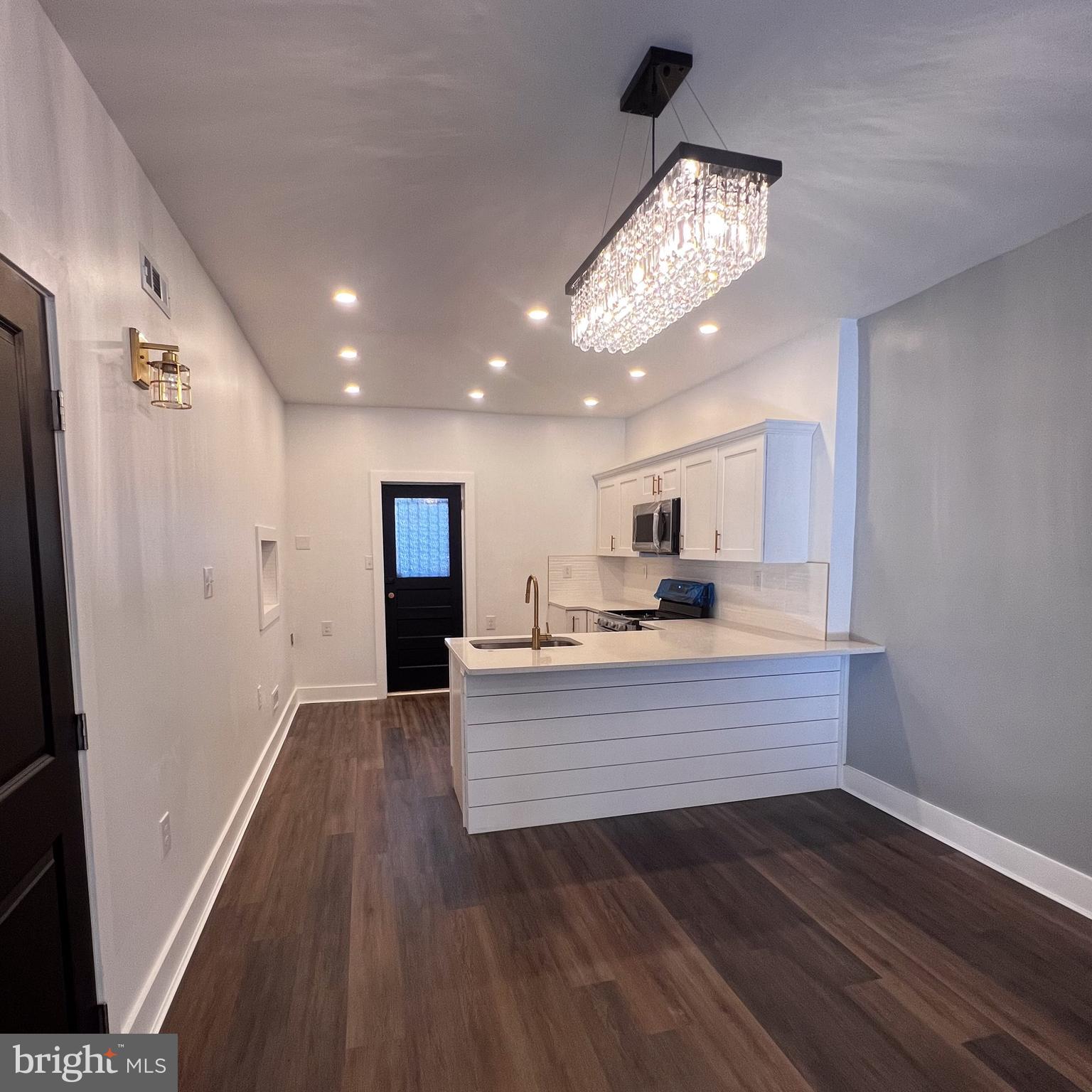 PHILADELPHIA (WEST) - Residential
