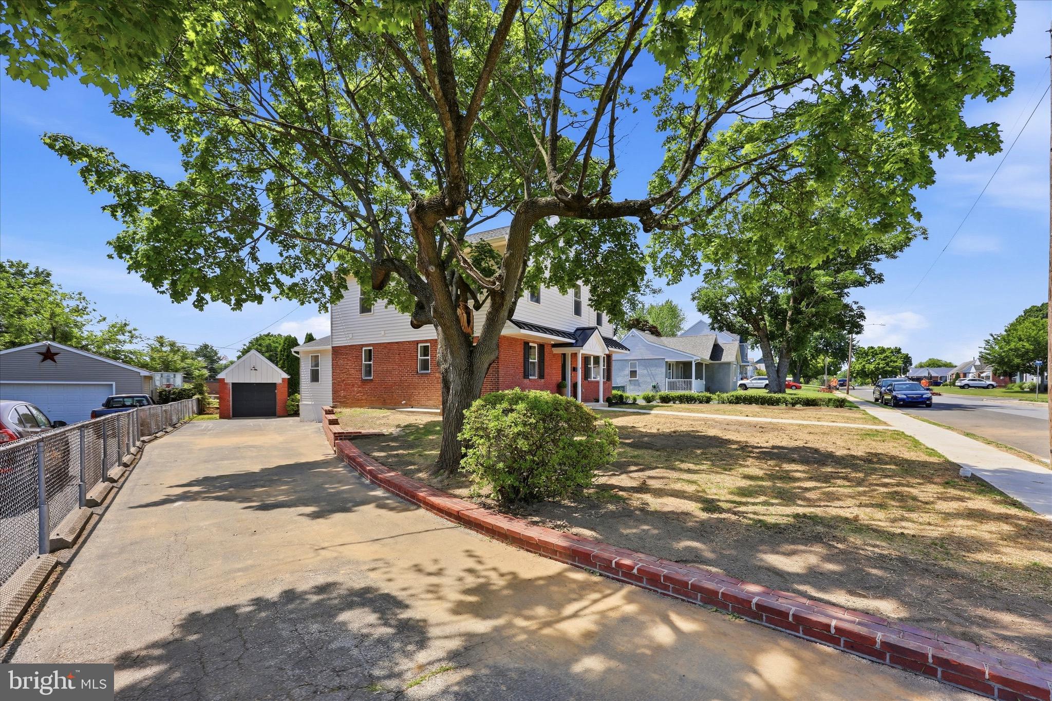 MARPLE GARDENS - Residential