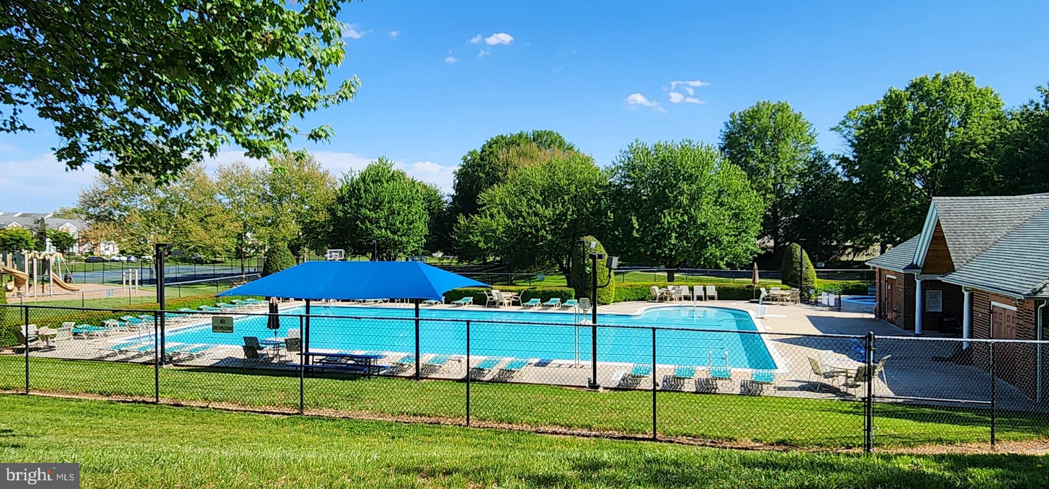 WHITTIER POND - Residential