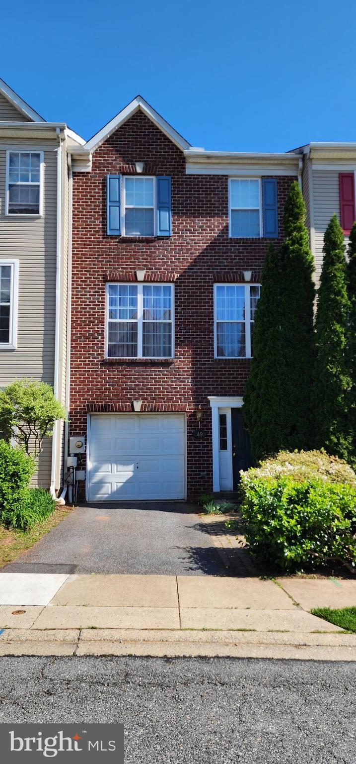 WHITTIER POND - Residential