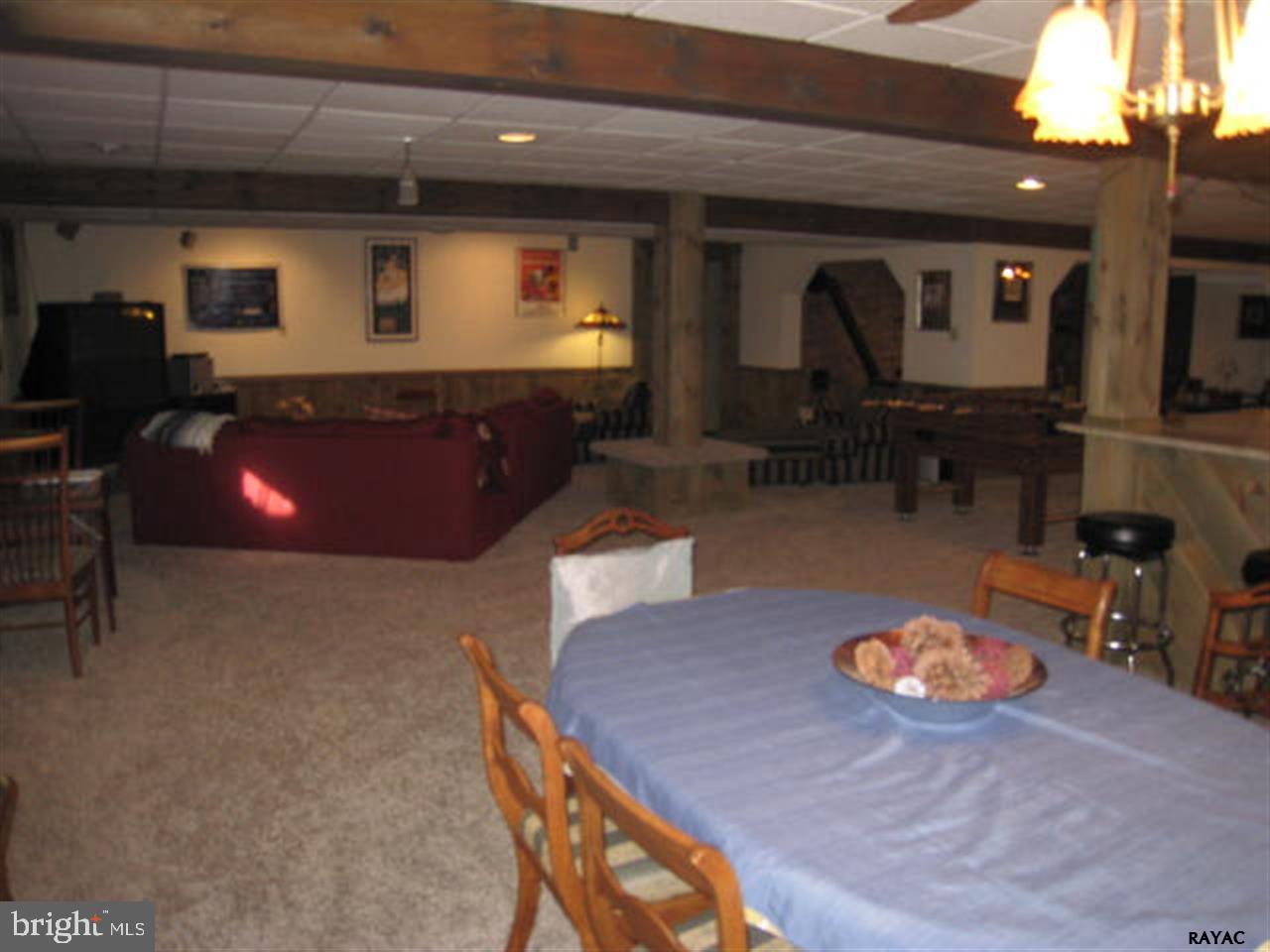 PENN OAKS - Residential