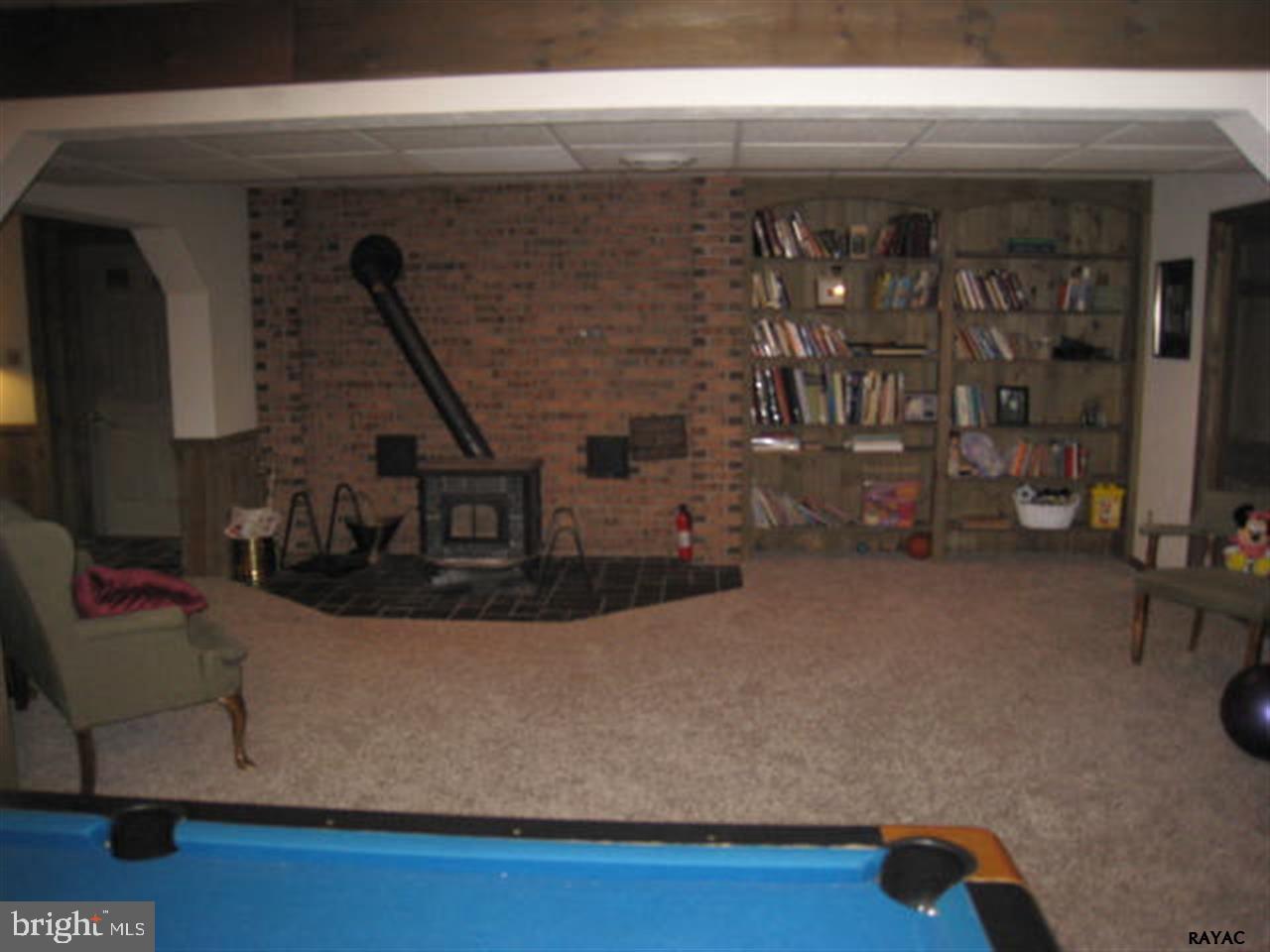 PENN OAKS - Residential