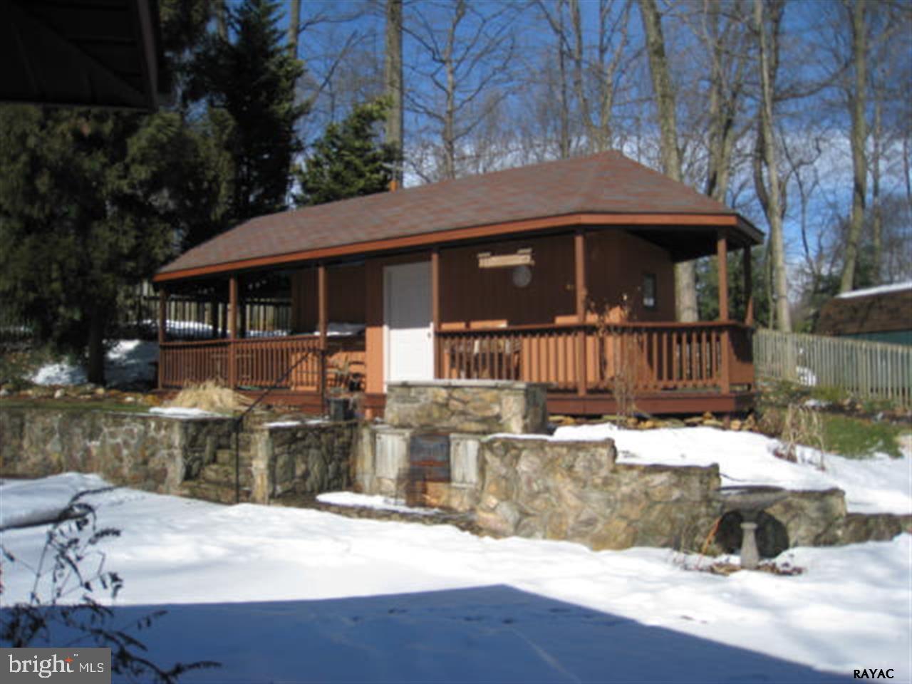 PENN OAKS - Residential