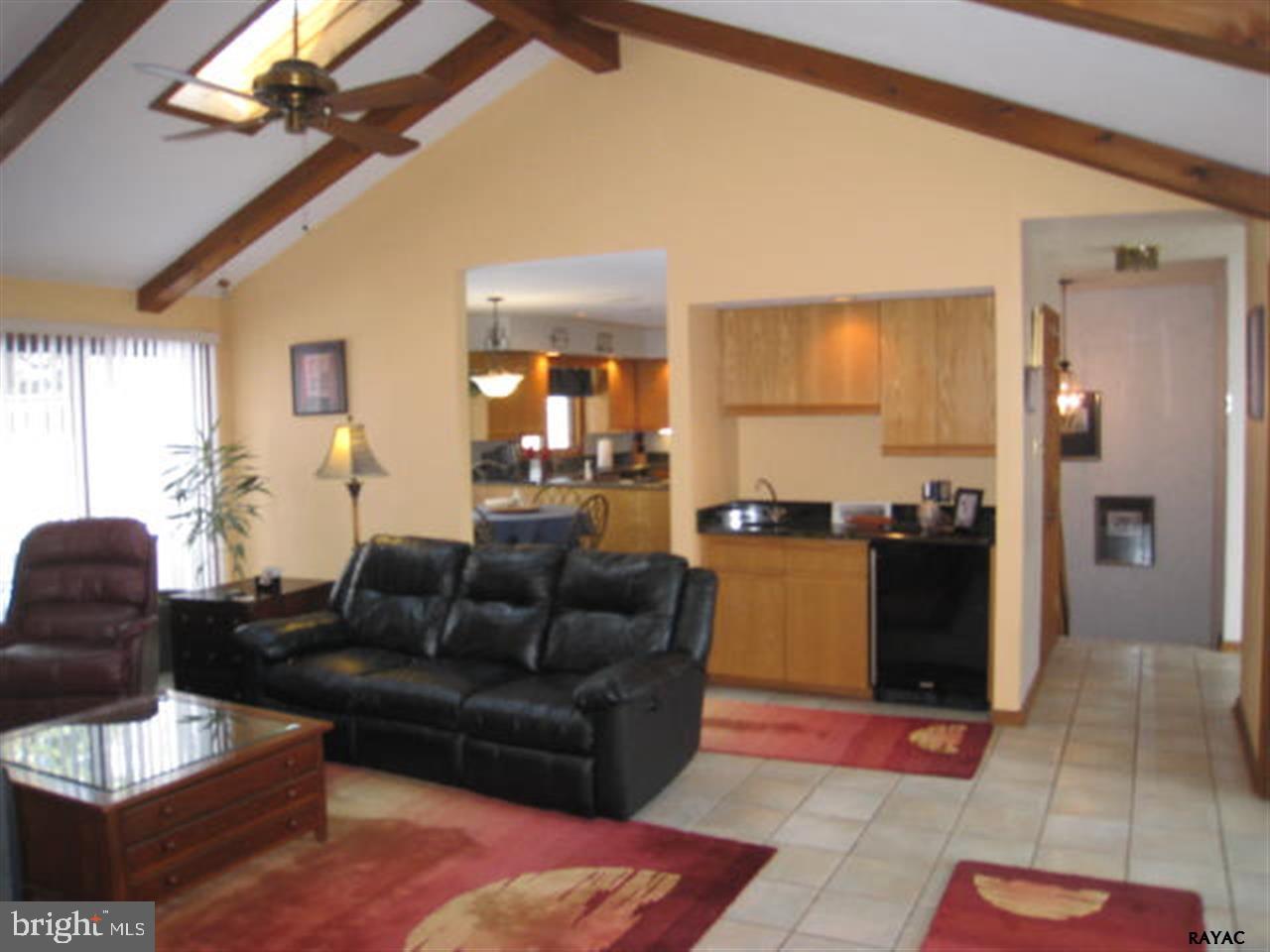 PENN OAKS - Residential