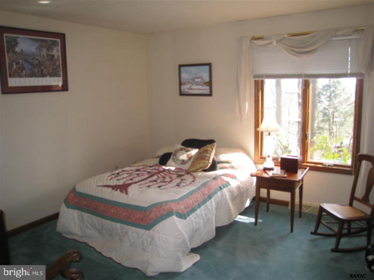 PENN OAKS - Residential
