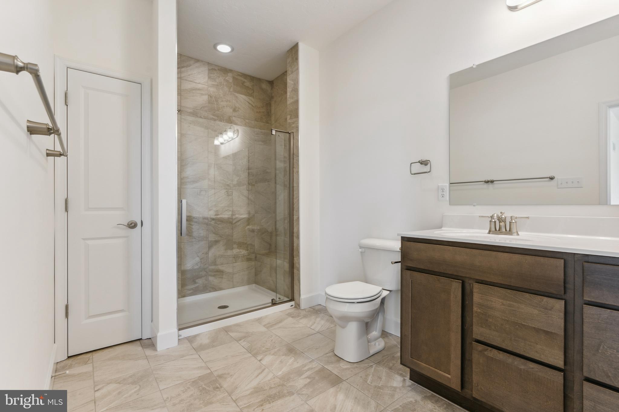 KINGS COURT AT BROWNSTONE - Residential