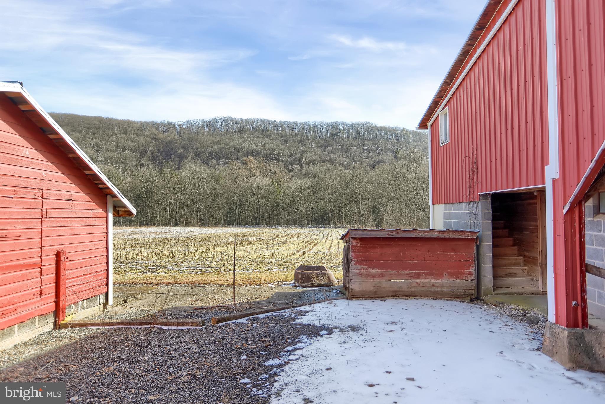 PERRY COUNTY - Farm