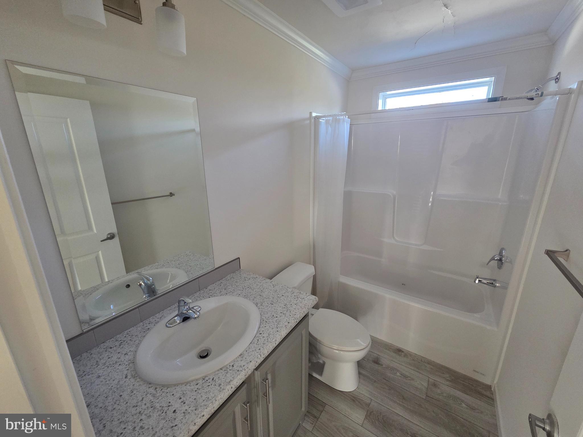 MELODYLAKESCNTRYCLUB - Residential