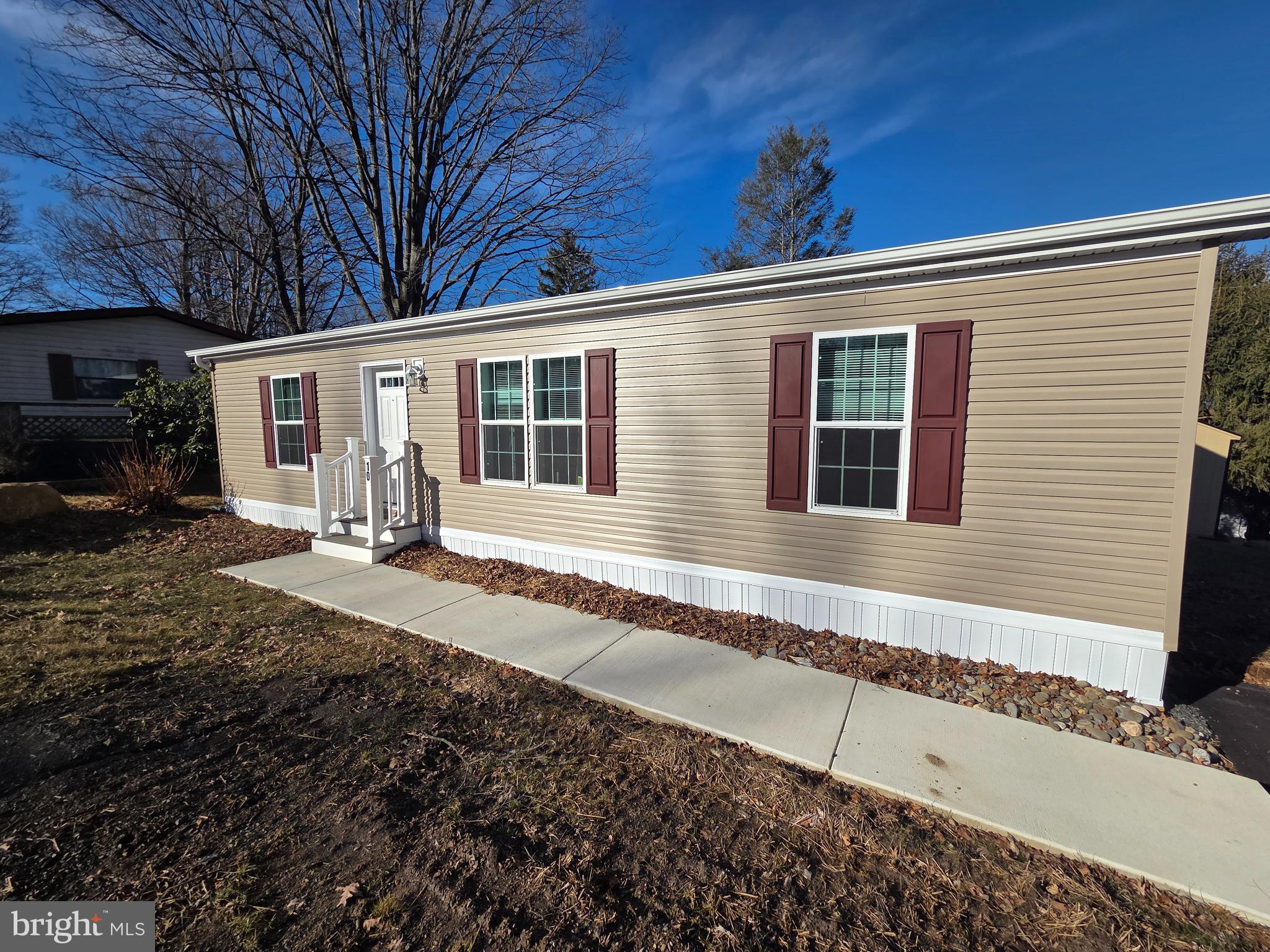 MELODYLAKESCNTRYCLUB - Residential
