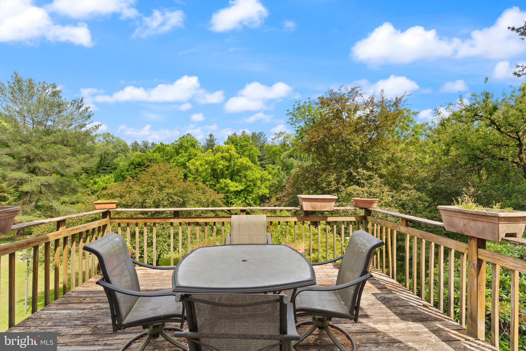 BONAPARTE ESTATES - Residential