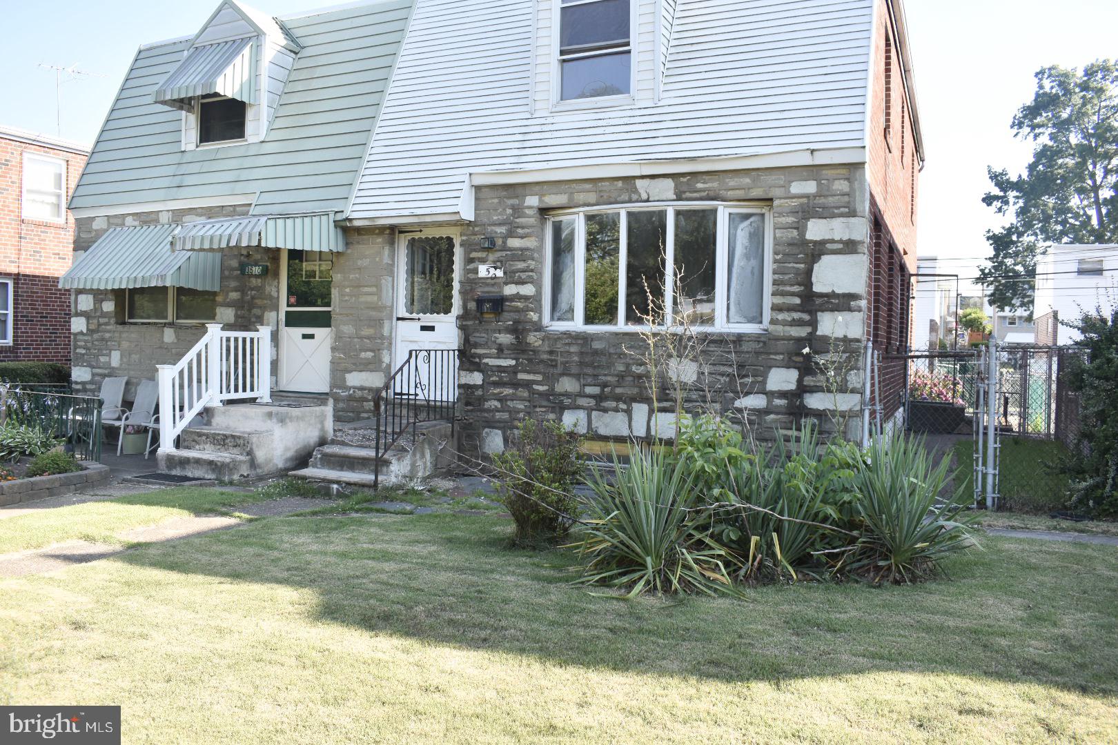 ACADEMY GARDENS - Residential
