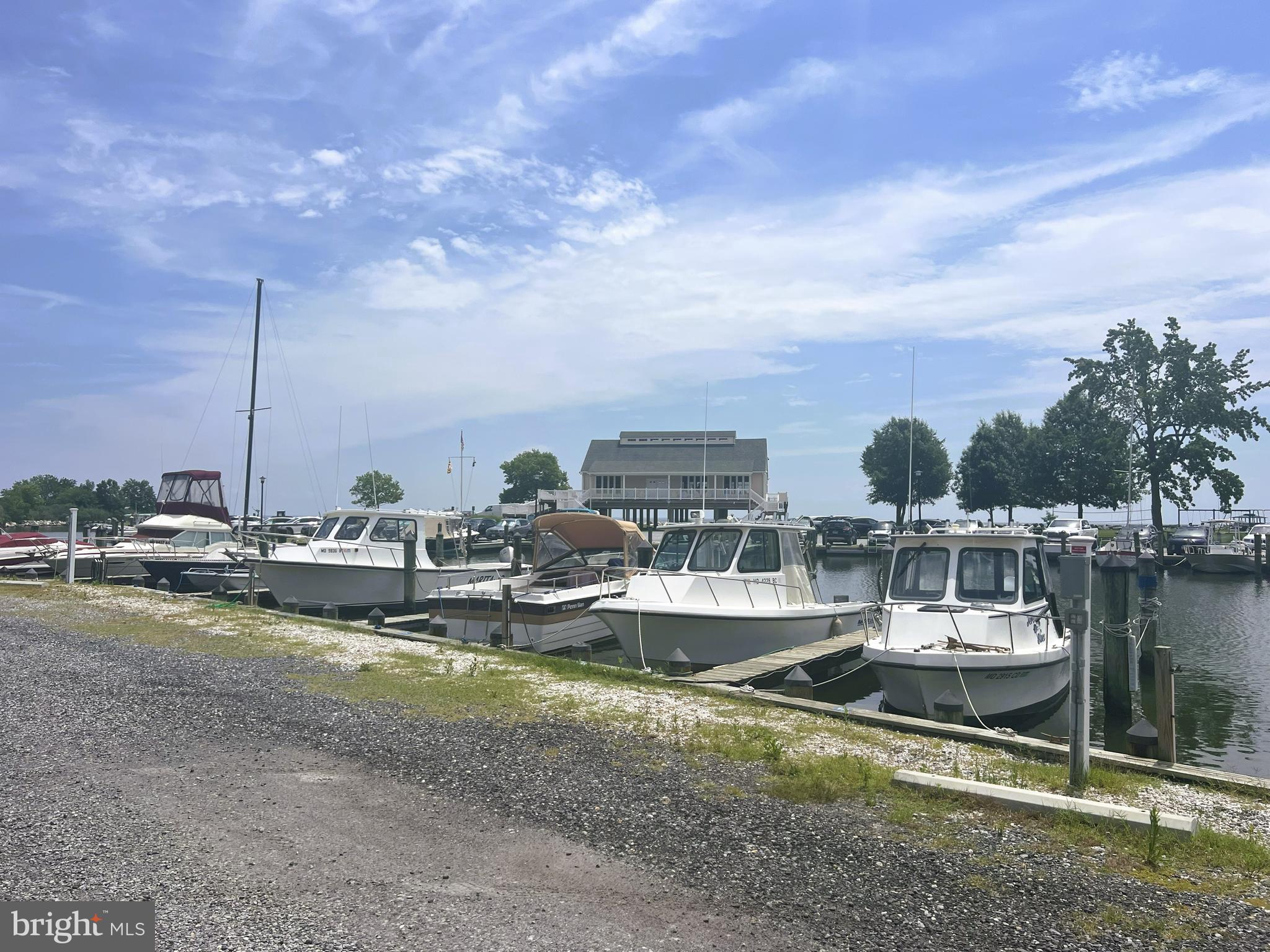 CEDARHURST ON THE BAY - Residential