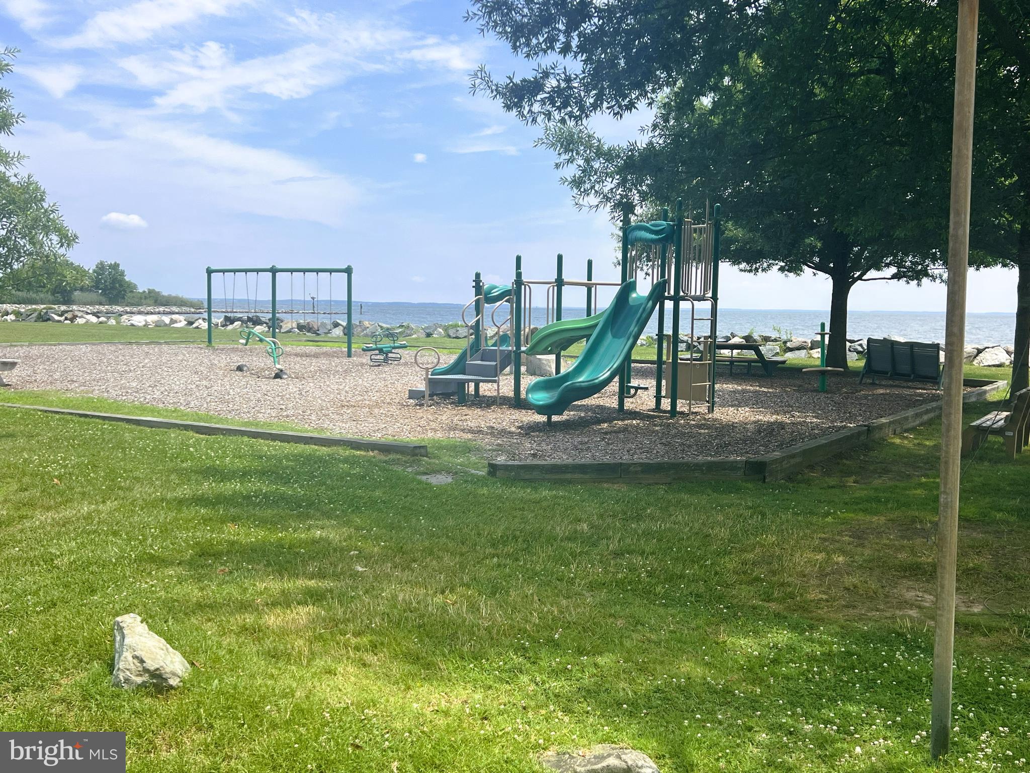 CEDARHURST ON THE BAY - Residential