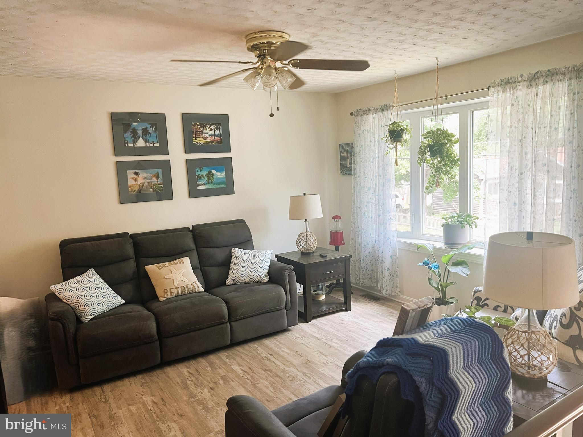 CEDARHURST ON THE BAY - Residential
