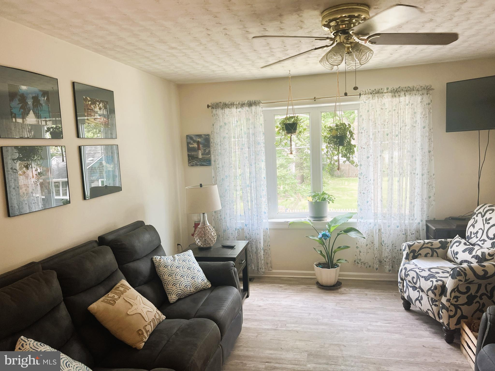 CEDARHURST ON THE BAY - Residential
