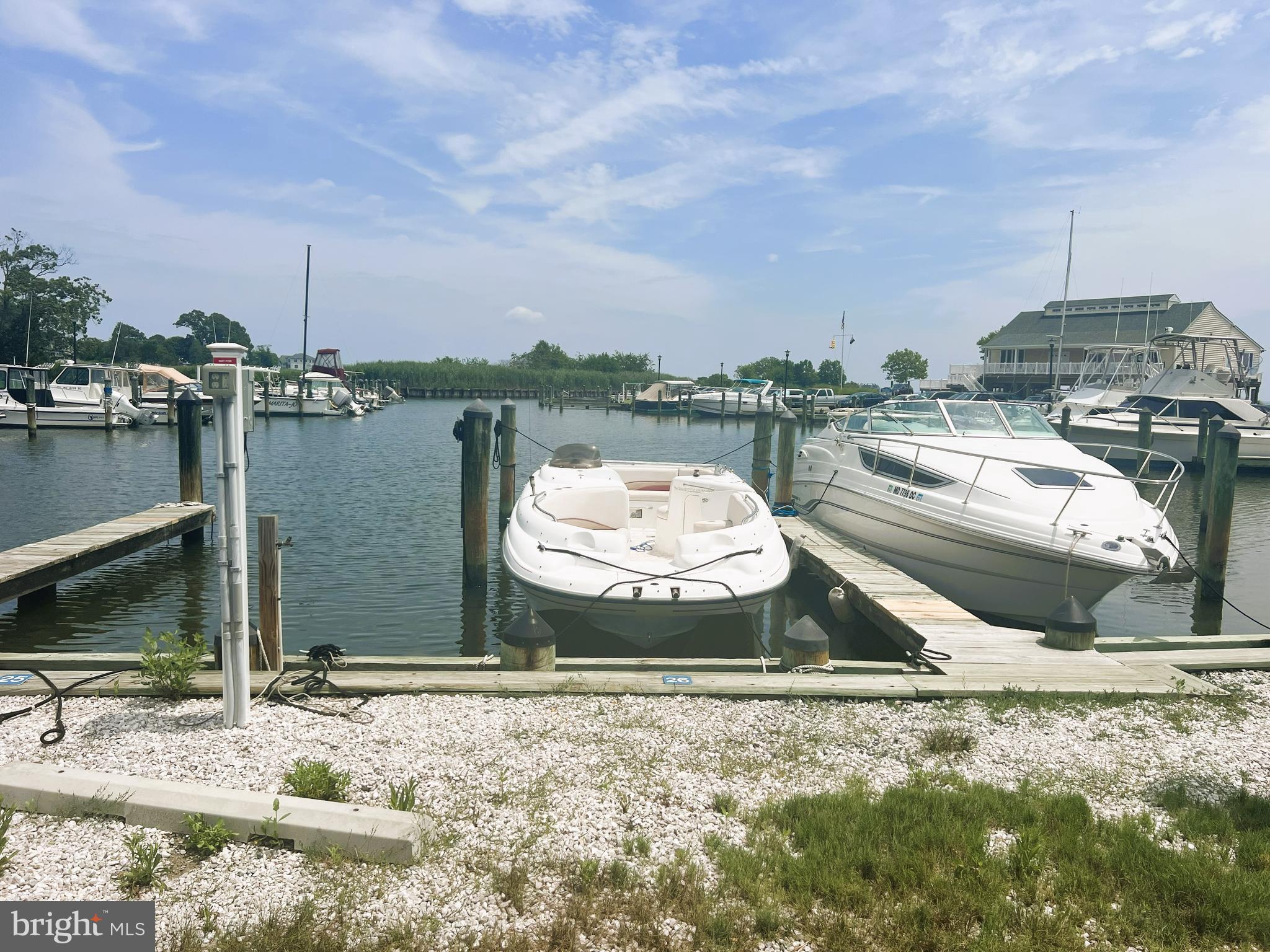 CEDARHURST ON THE BAY - Residential