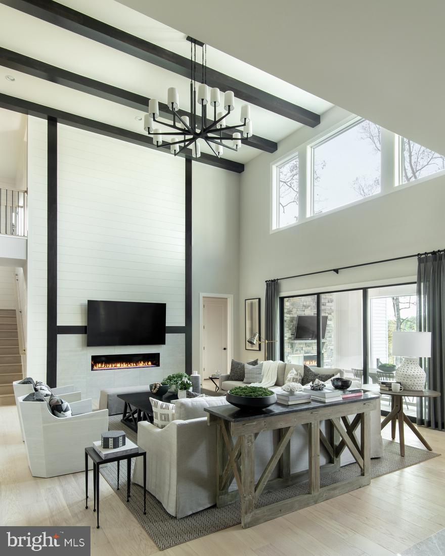 WILLOWCREEK - Residential