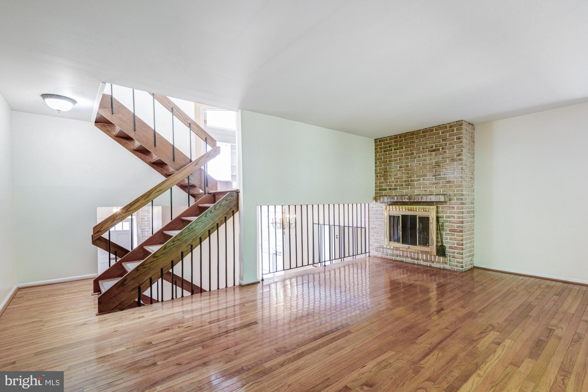 FLYING HILLS - Residential
