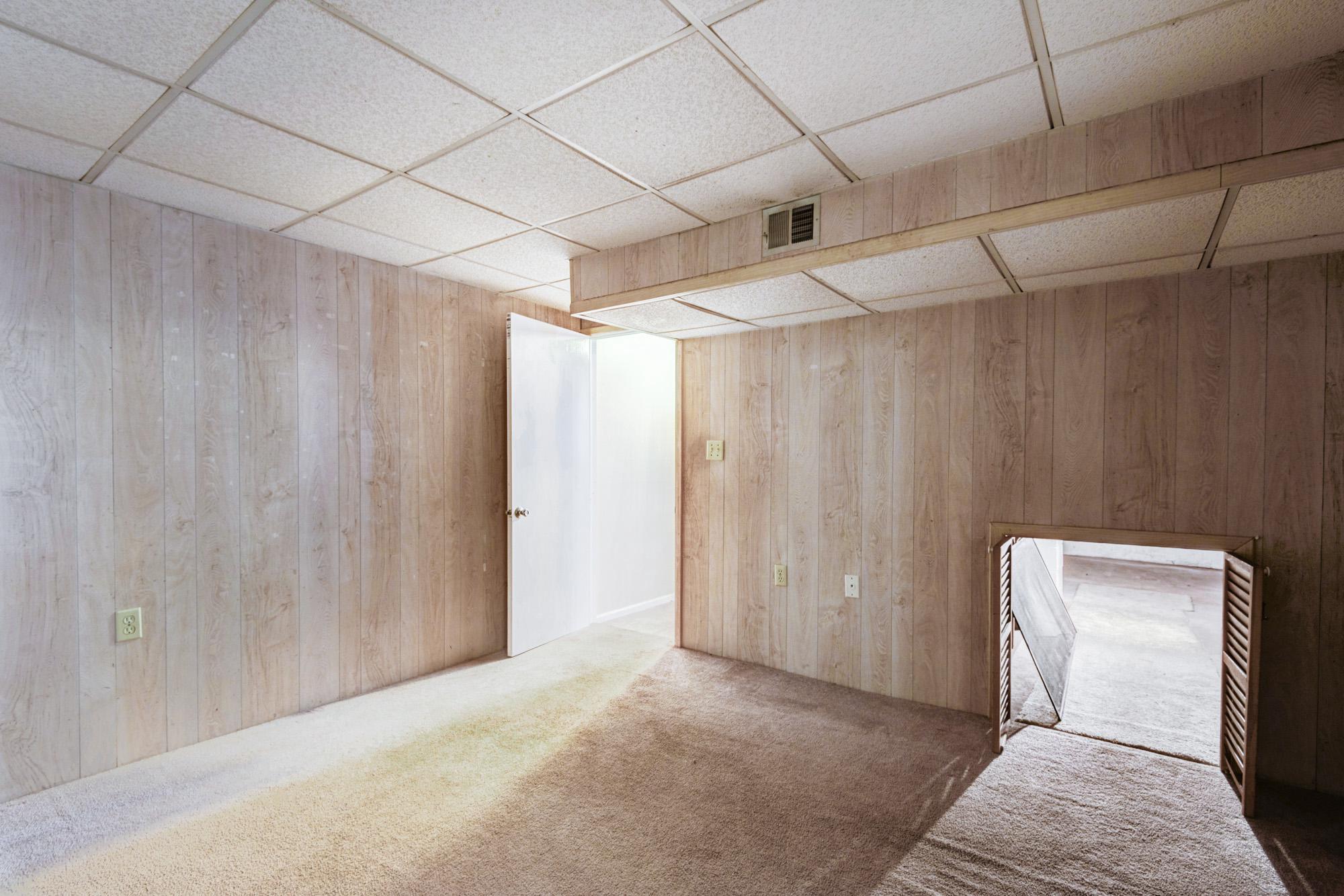 FLYING HILLS - Residential