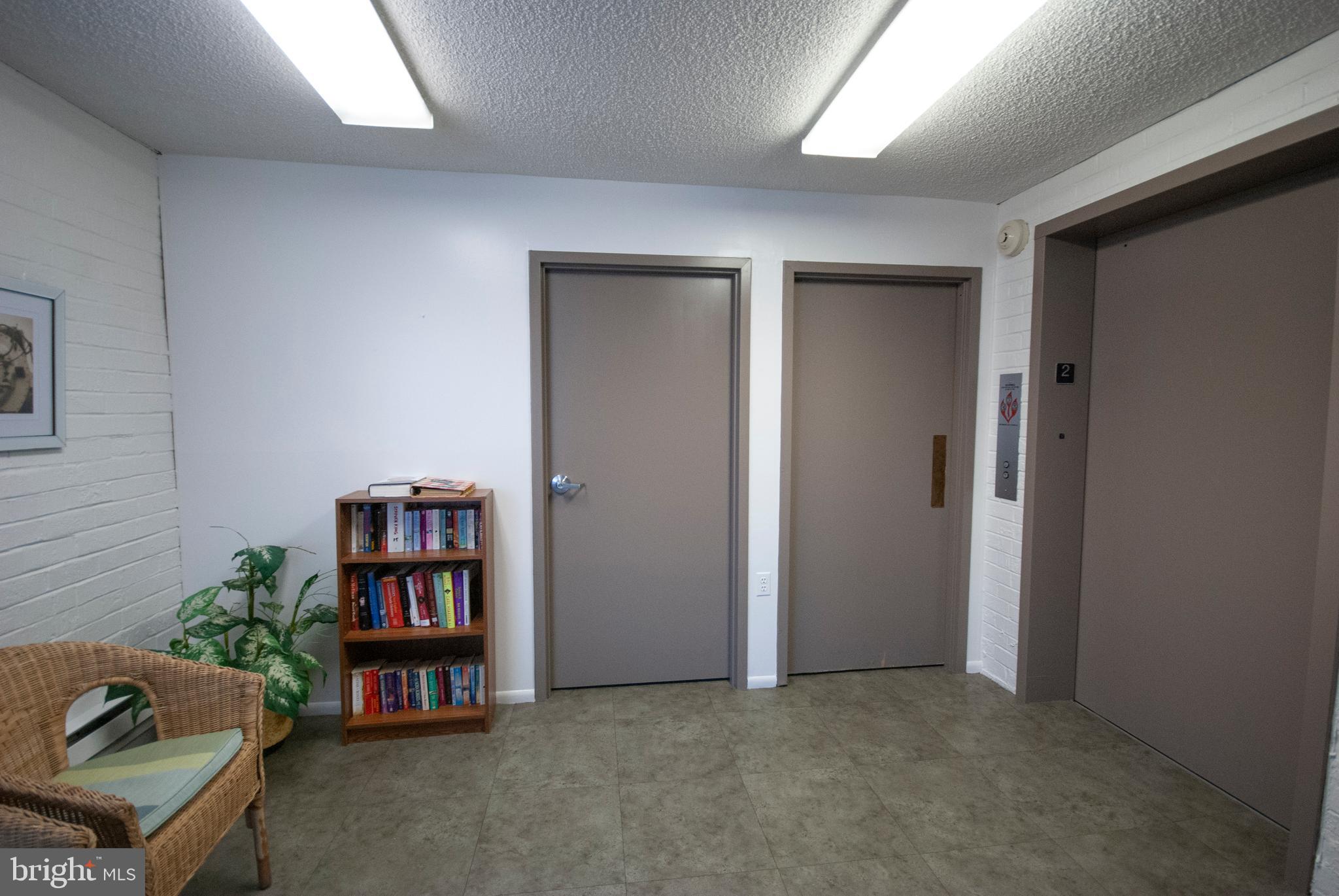 LEISURE WORLD - Residential