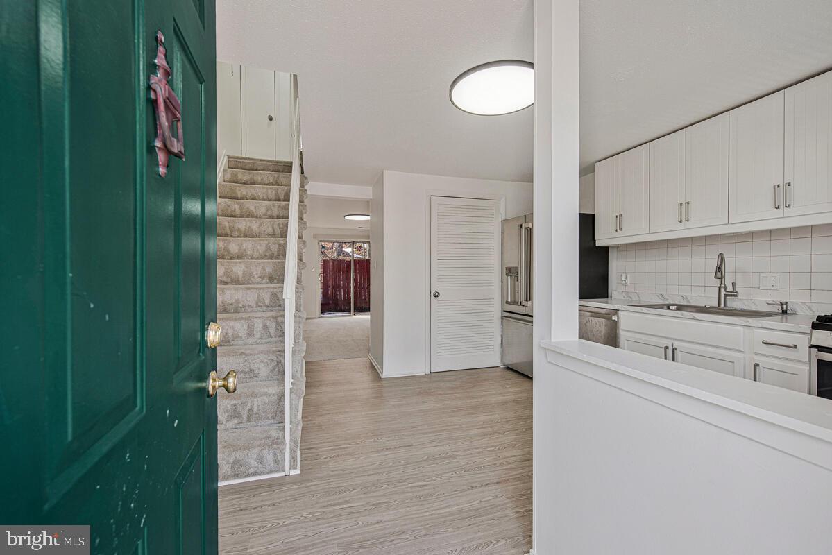 WINDMILL SQUARE - Residential