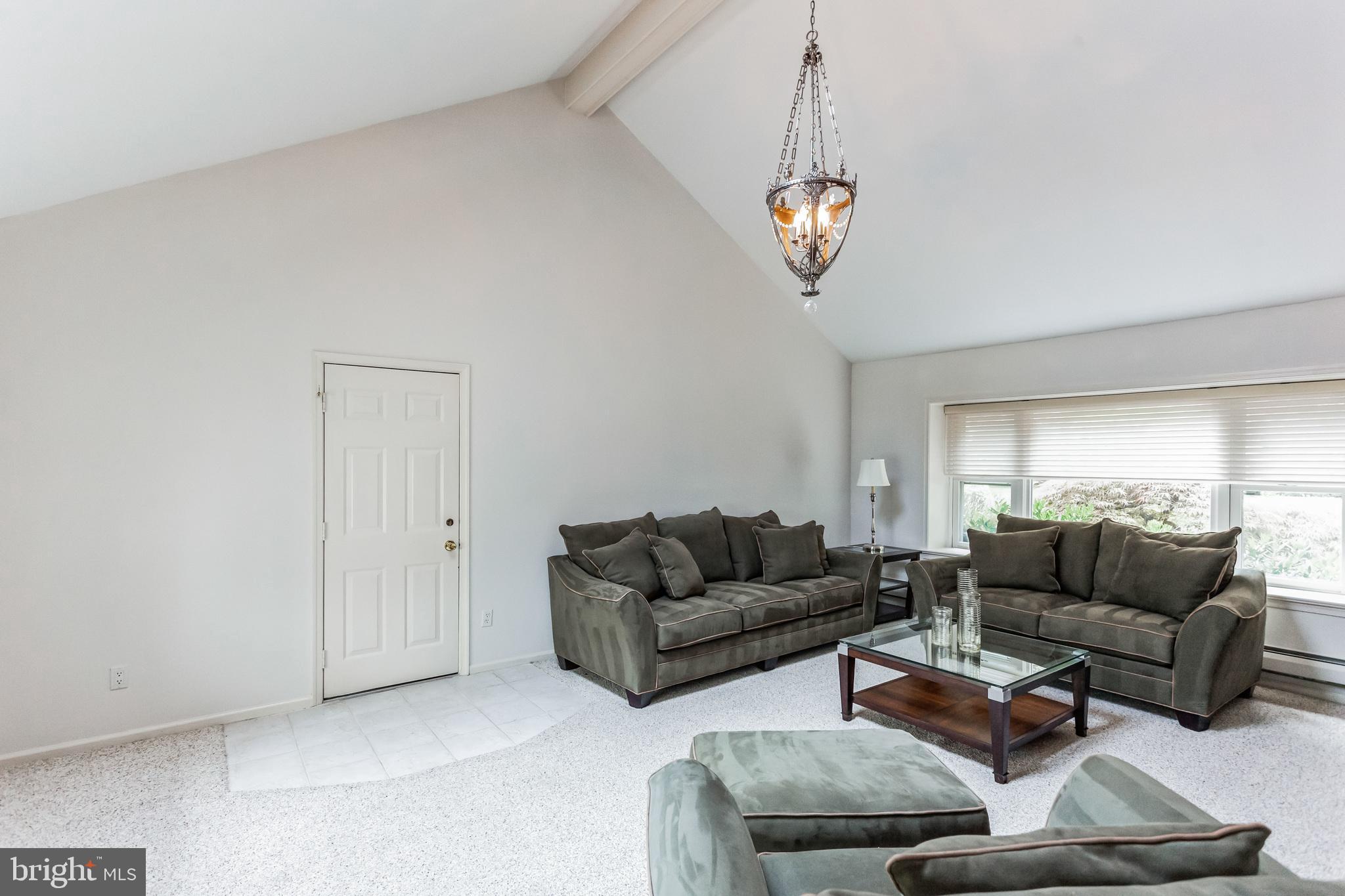 COLLEGE PARK - Residential