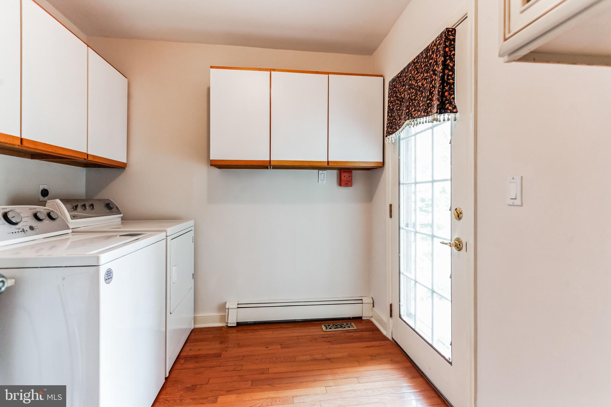 COLLEGE PARK - Residential