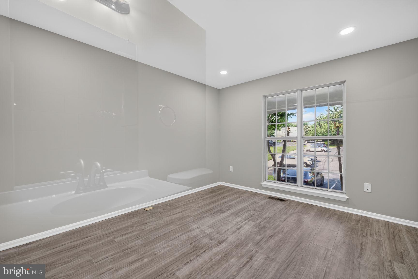 GUNNERS VIEW - Residential
