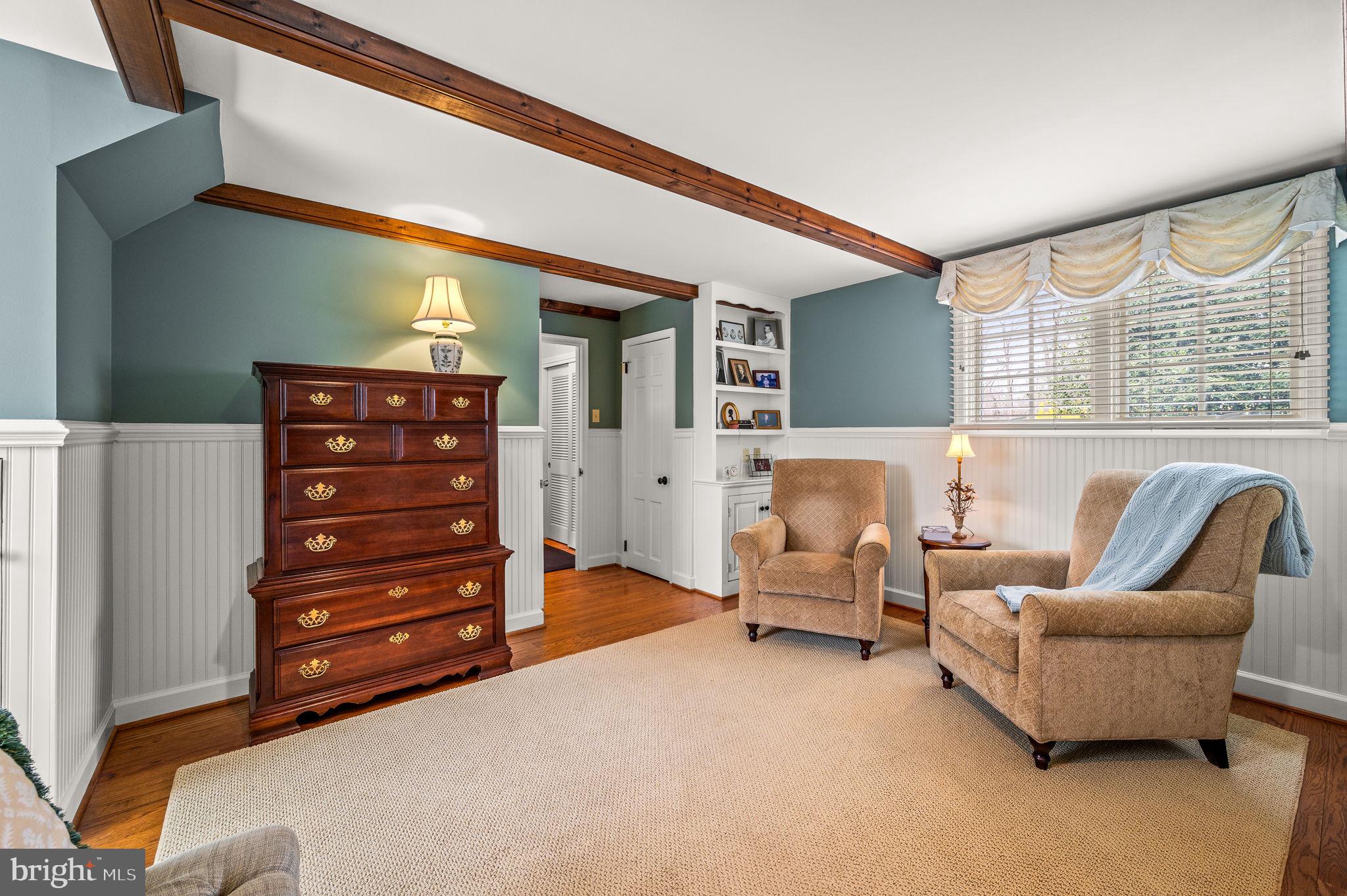 RADNOR HUNT - Residential