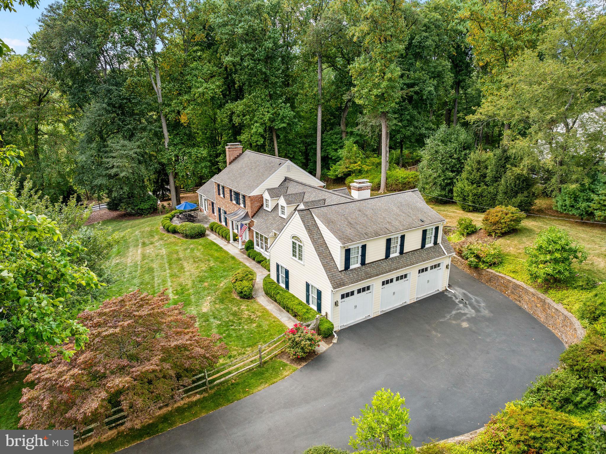 RADNOR HUNT - Residential