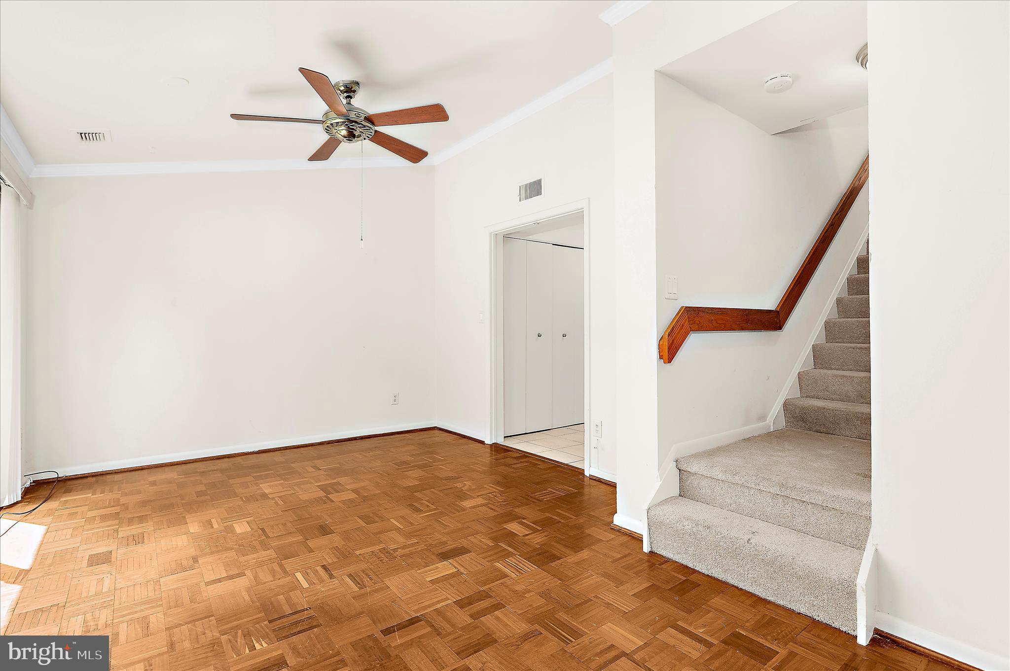 ANNEN WOODS - Residential