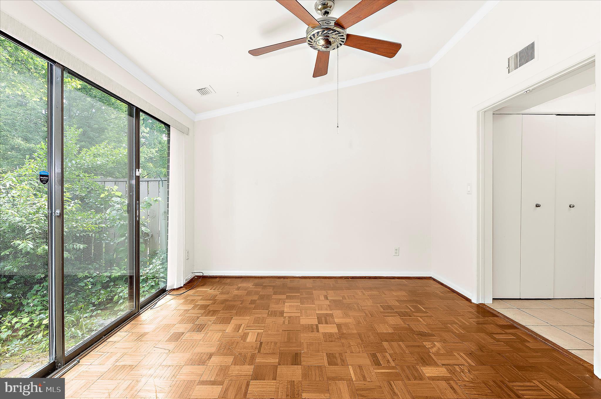 ANNEN WOODS - Residential