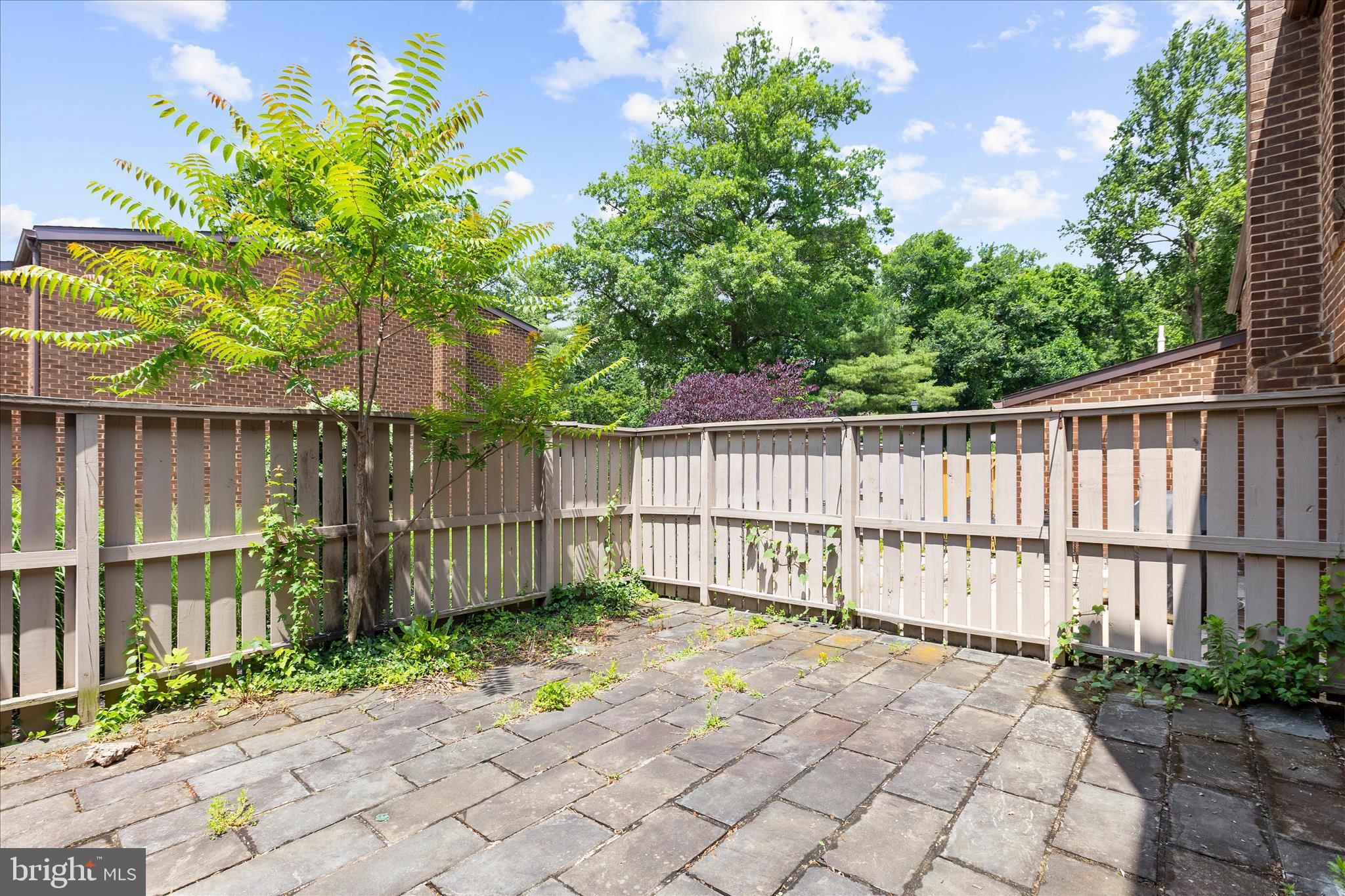 ANNEN WOODS - Residential