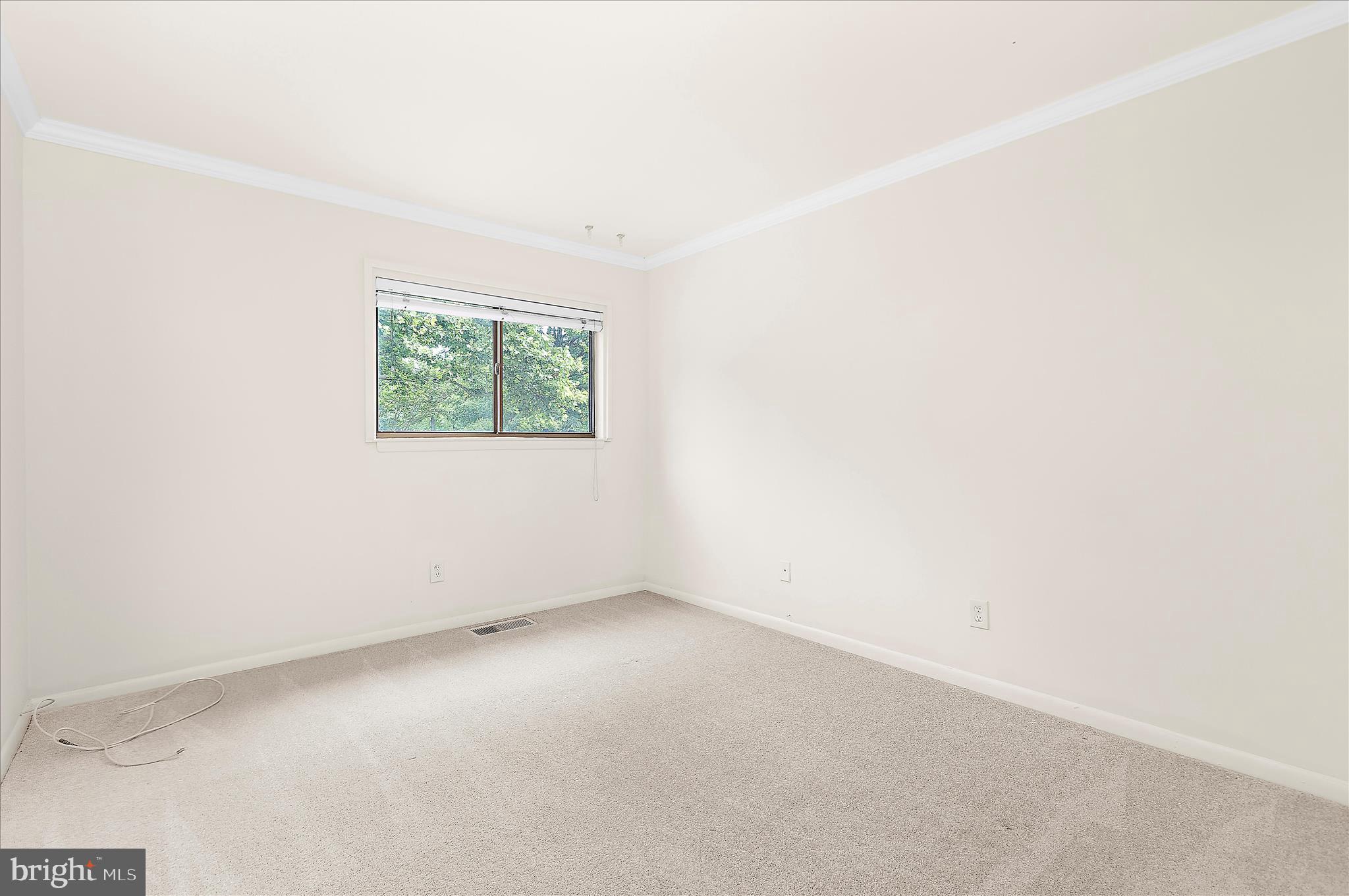 ANNEN WOODS - Residential
