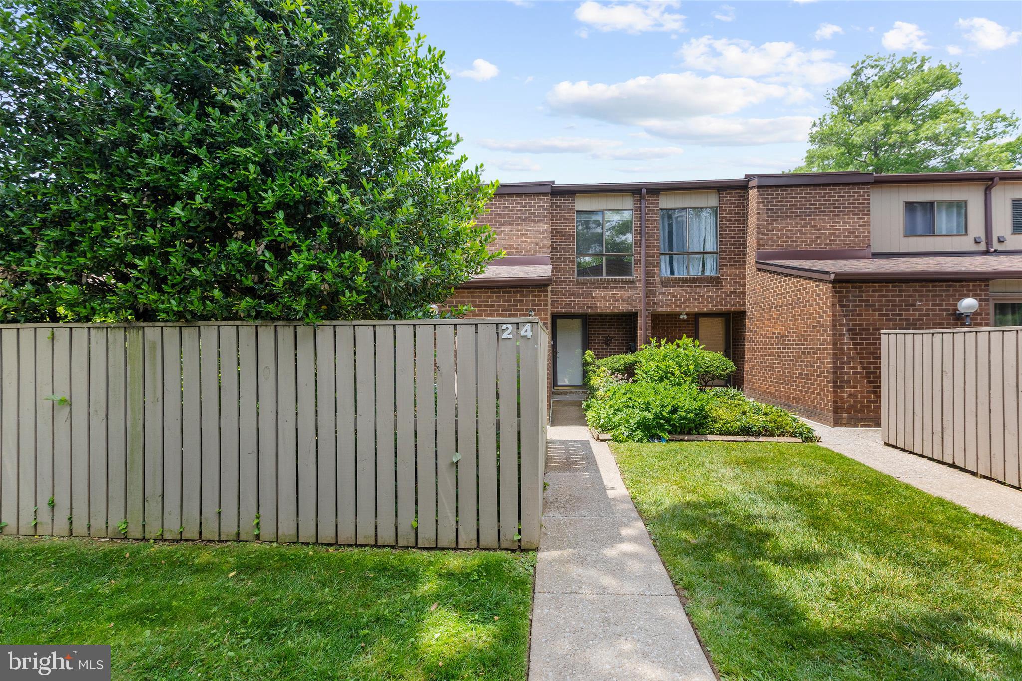 ANNEN WOODS - Residential
