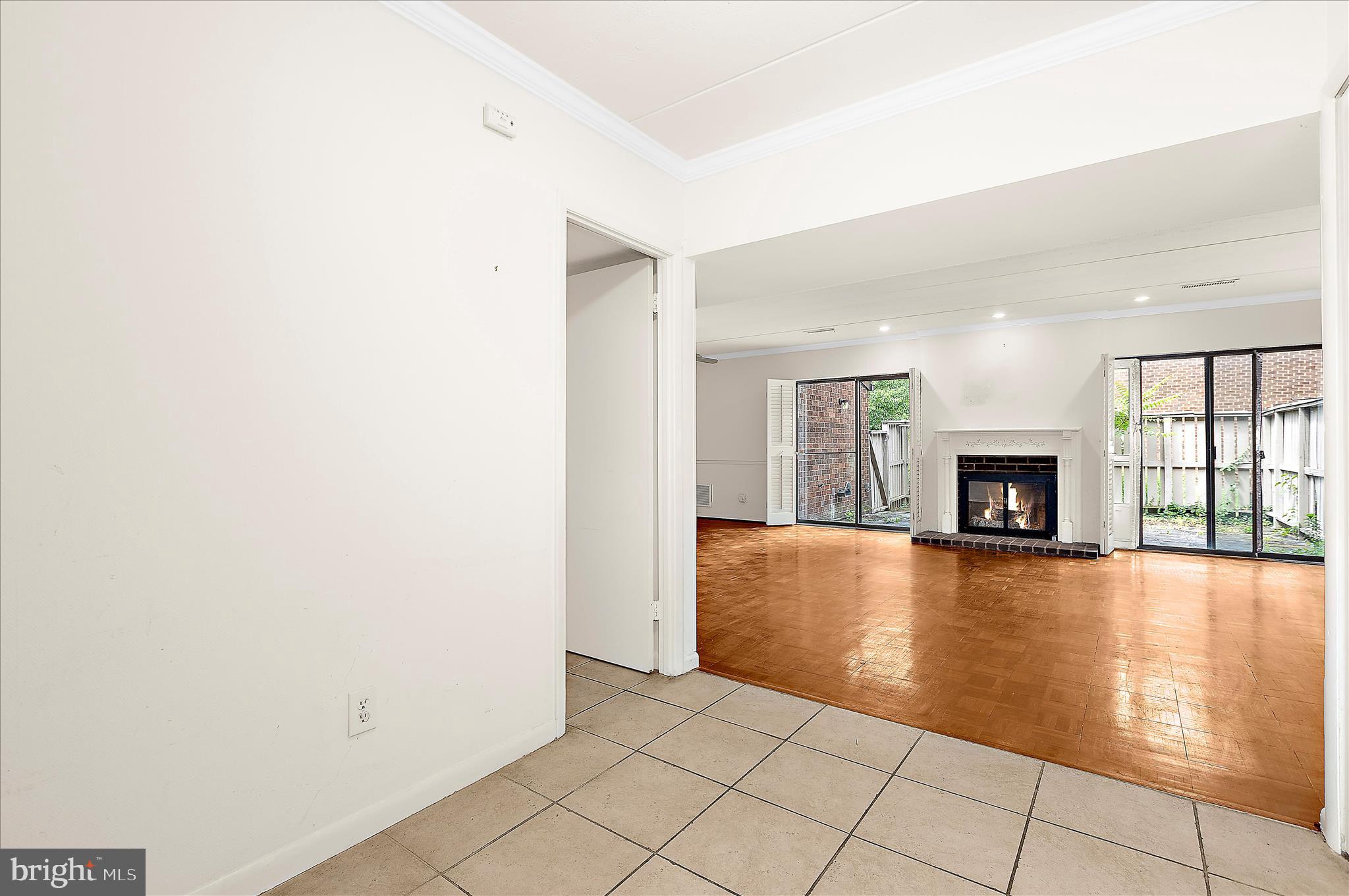 ANNEN WOODS - Residential