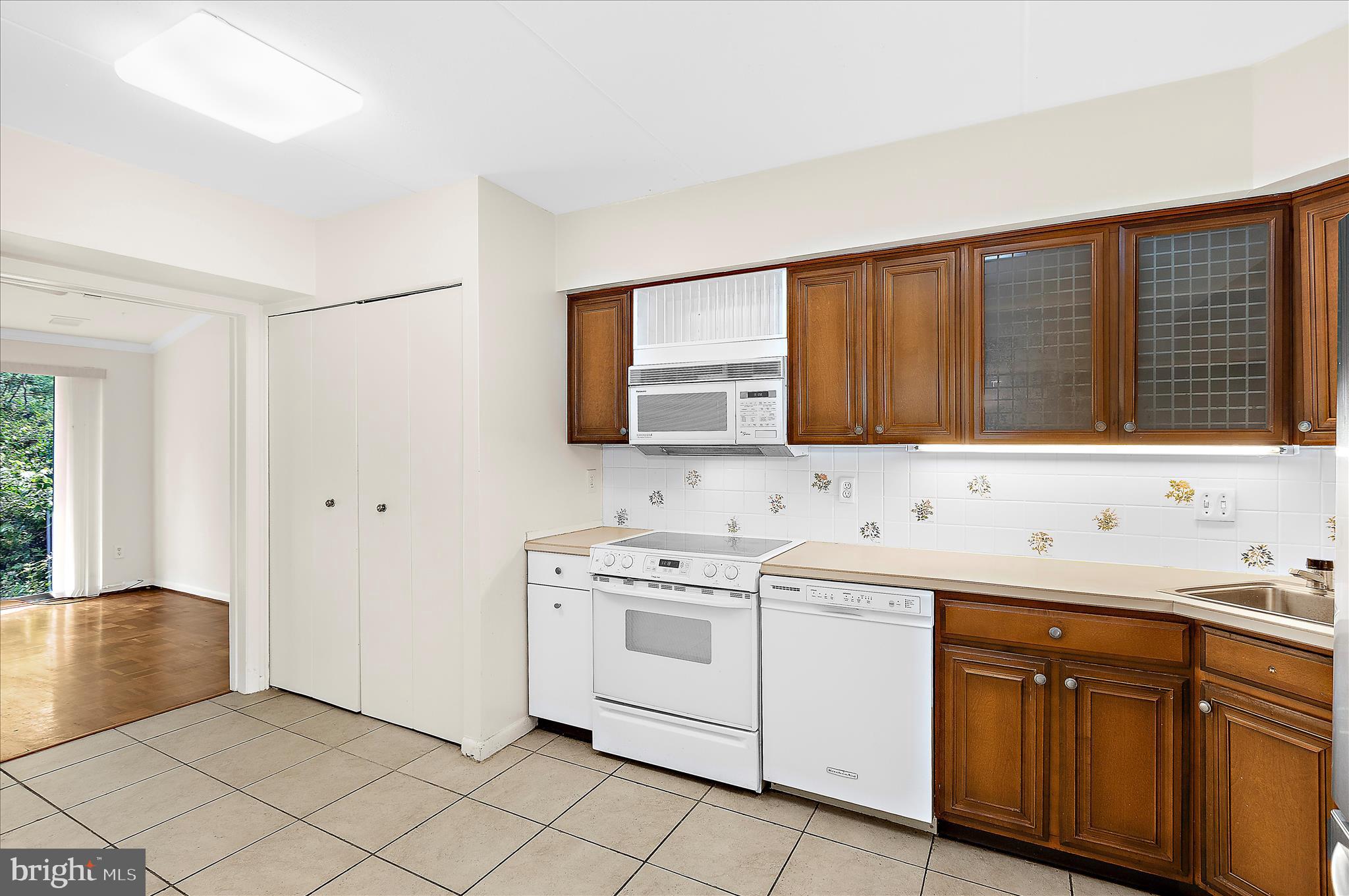 ANNEN WOODS - Residential