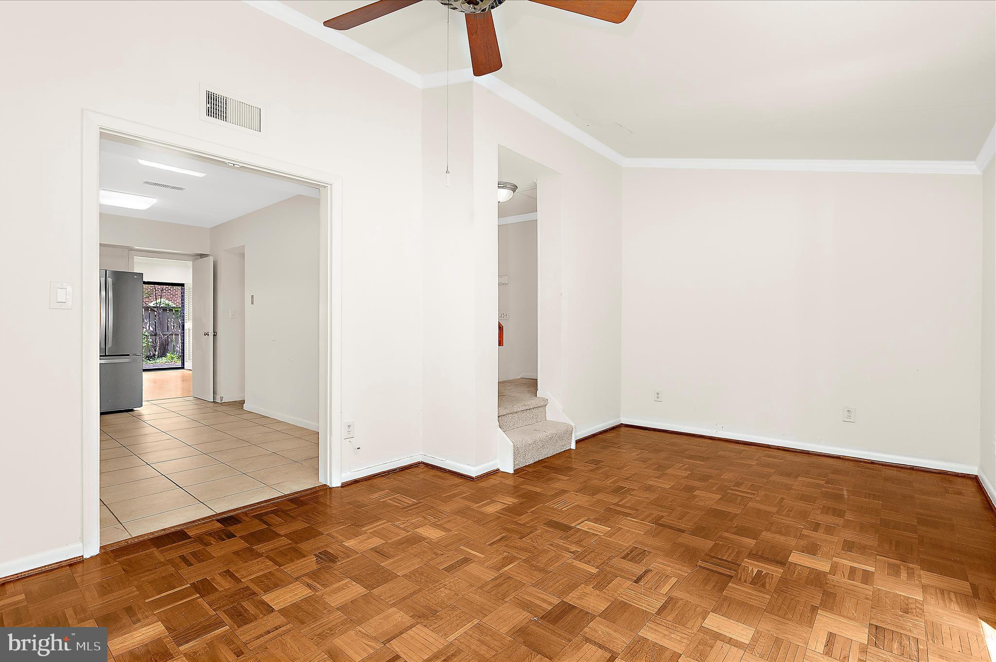 ANNEN WOODS - Residential