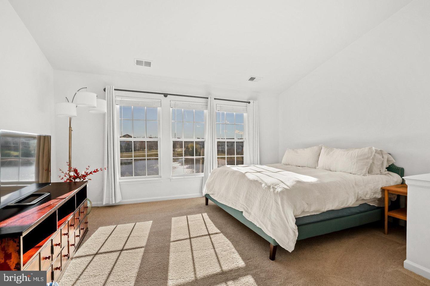 ASHBROOK VILLAGE - Residential Lease